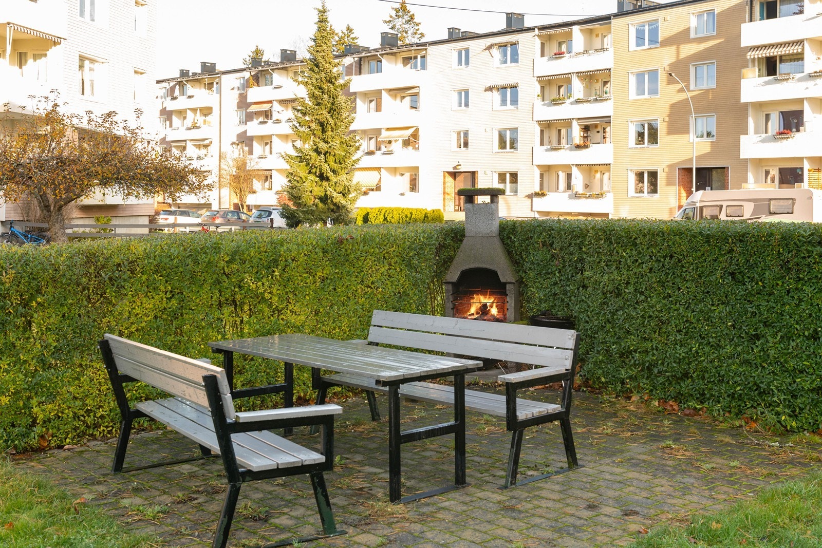 Sittegruppe med peis Galleribilde