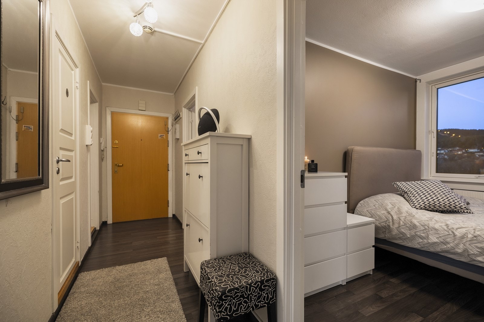 Siste soverom er også av god størrelse og passer ypperlig som barnerom, gjesterom eller kontor. Galleribilde