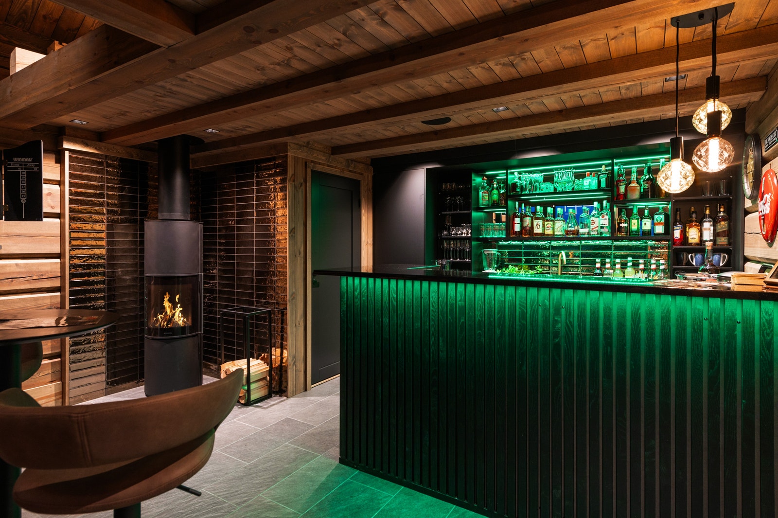 Anneks - kjøkken/bar Galleribilde