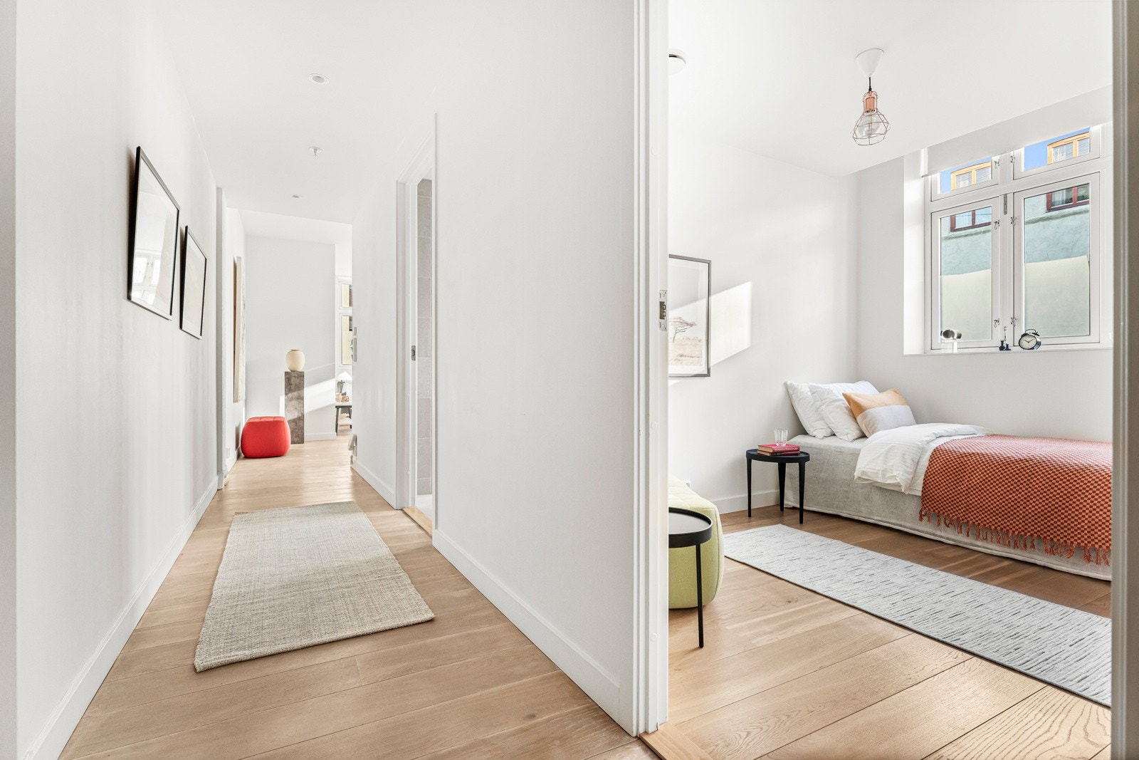 Soverom II ligger i tilknytning til inngangspartiet. Galleribilde