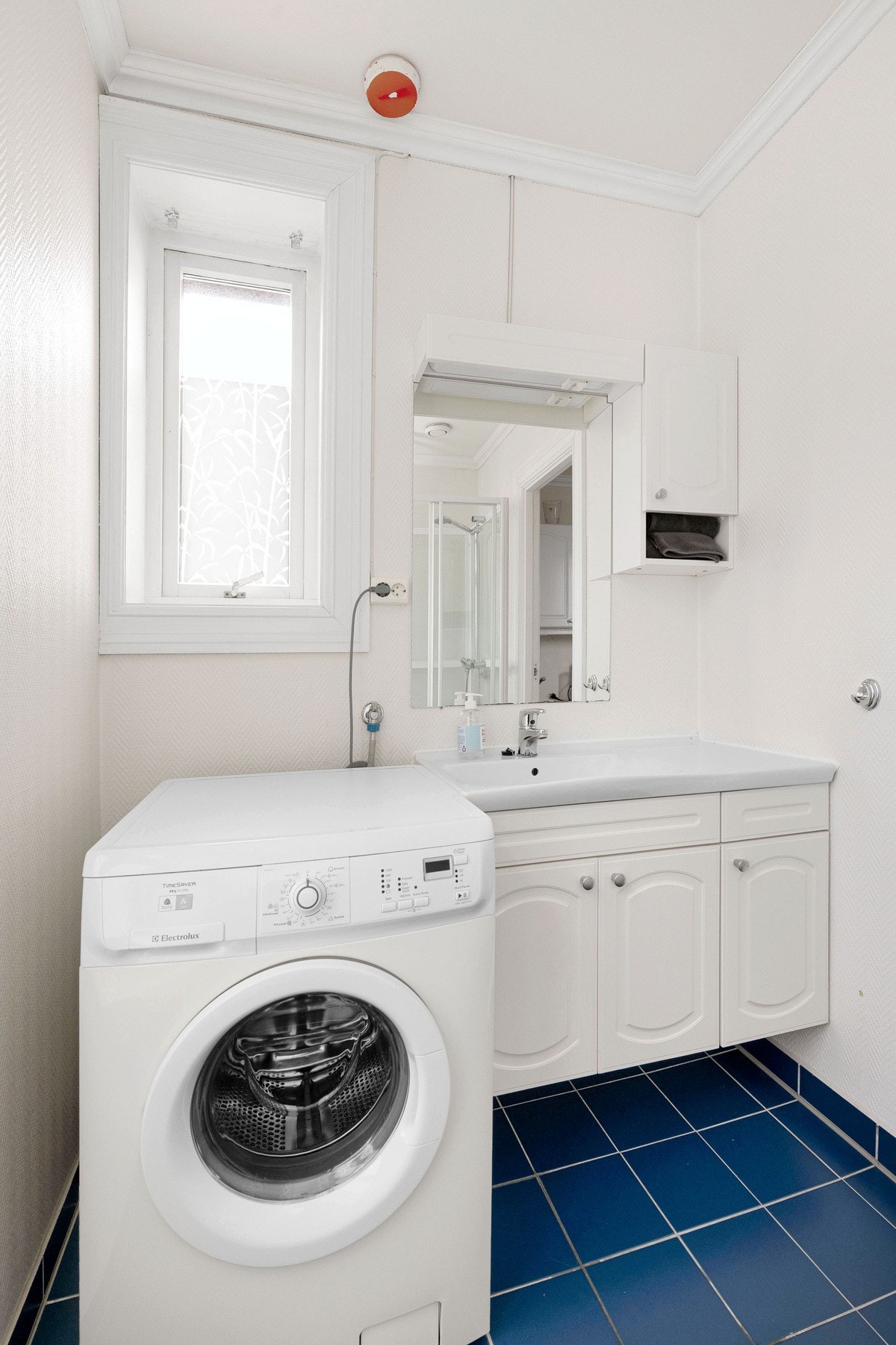 Opplegg for vaskemaskin. Galleribilde