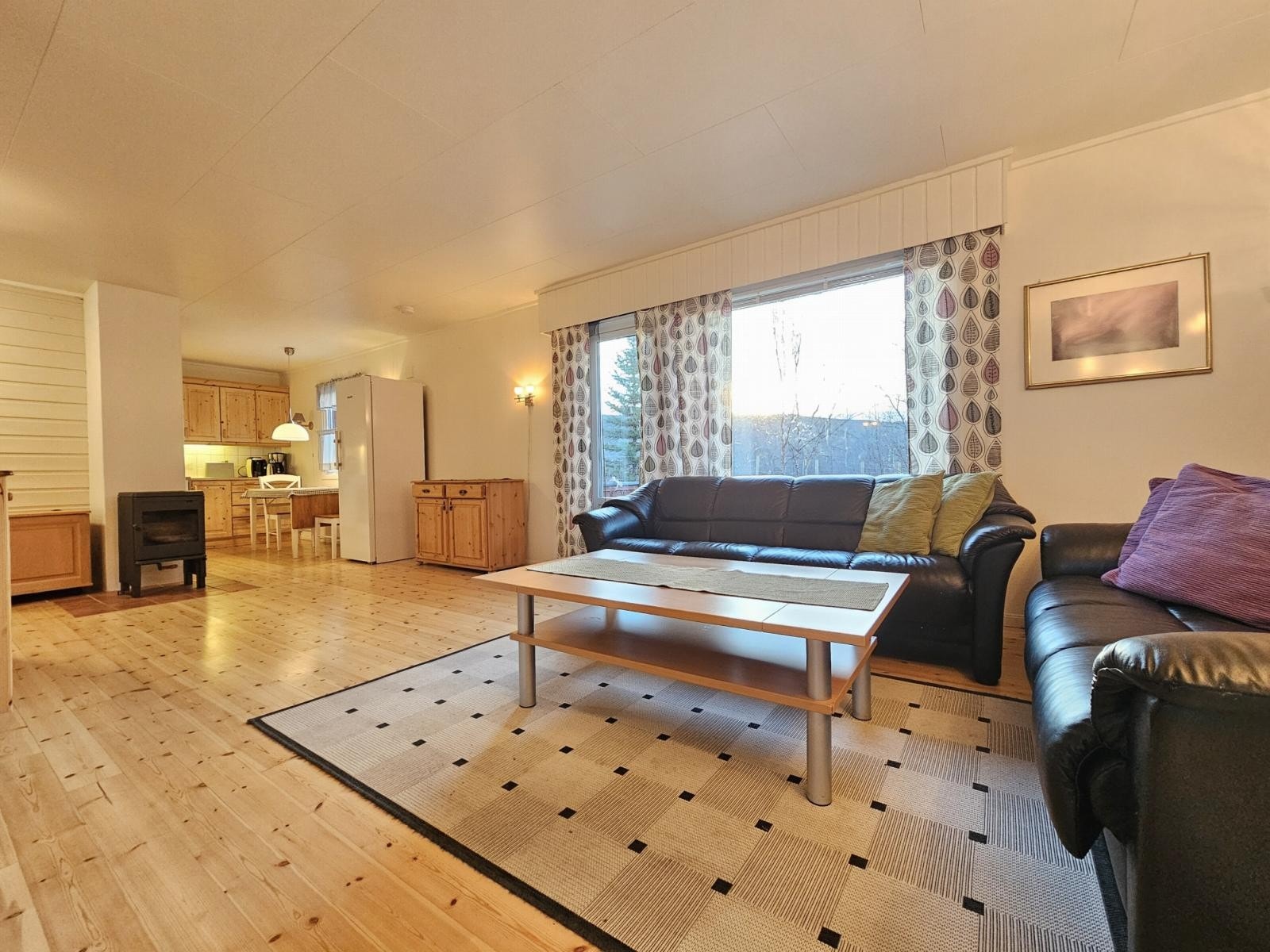 Lys og trivelig stue Galleribilde