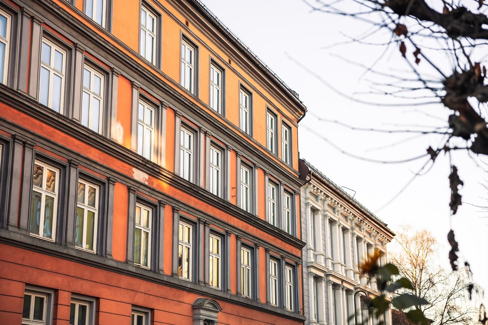 Det er busstopp rett utenfor med hyppige avganger Galleribilde