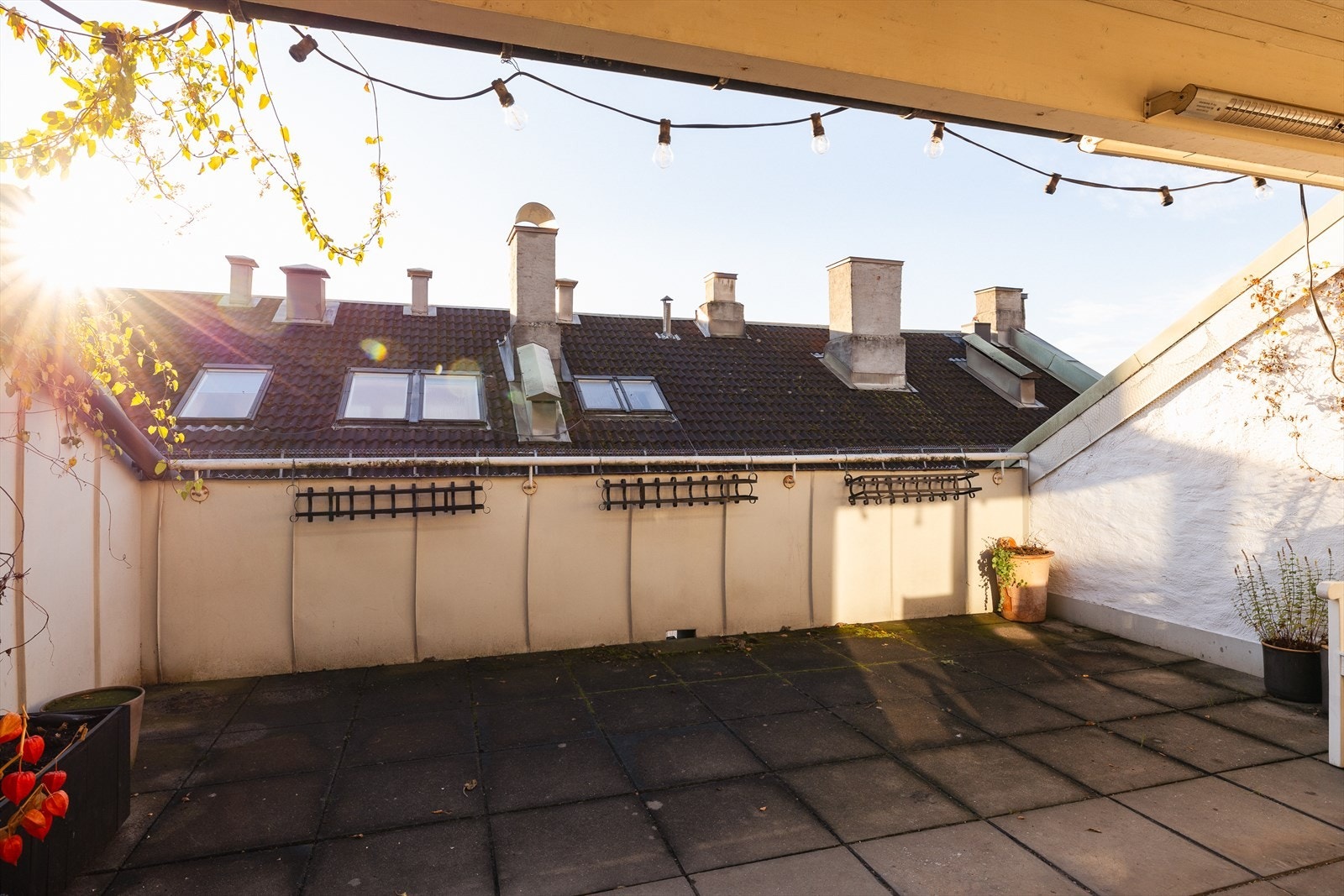 Videre byr borettslaget på en felles takterrasse med adkomst fra lokalet Galleribilde