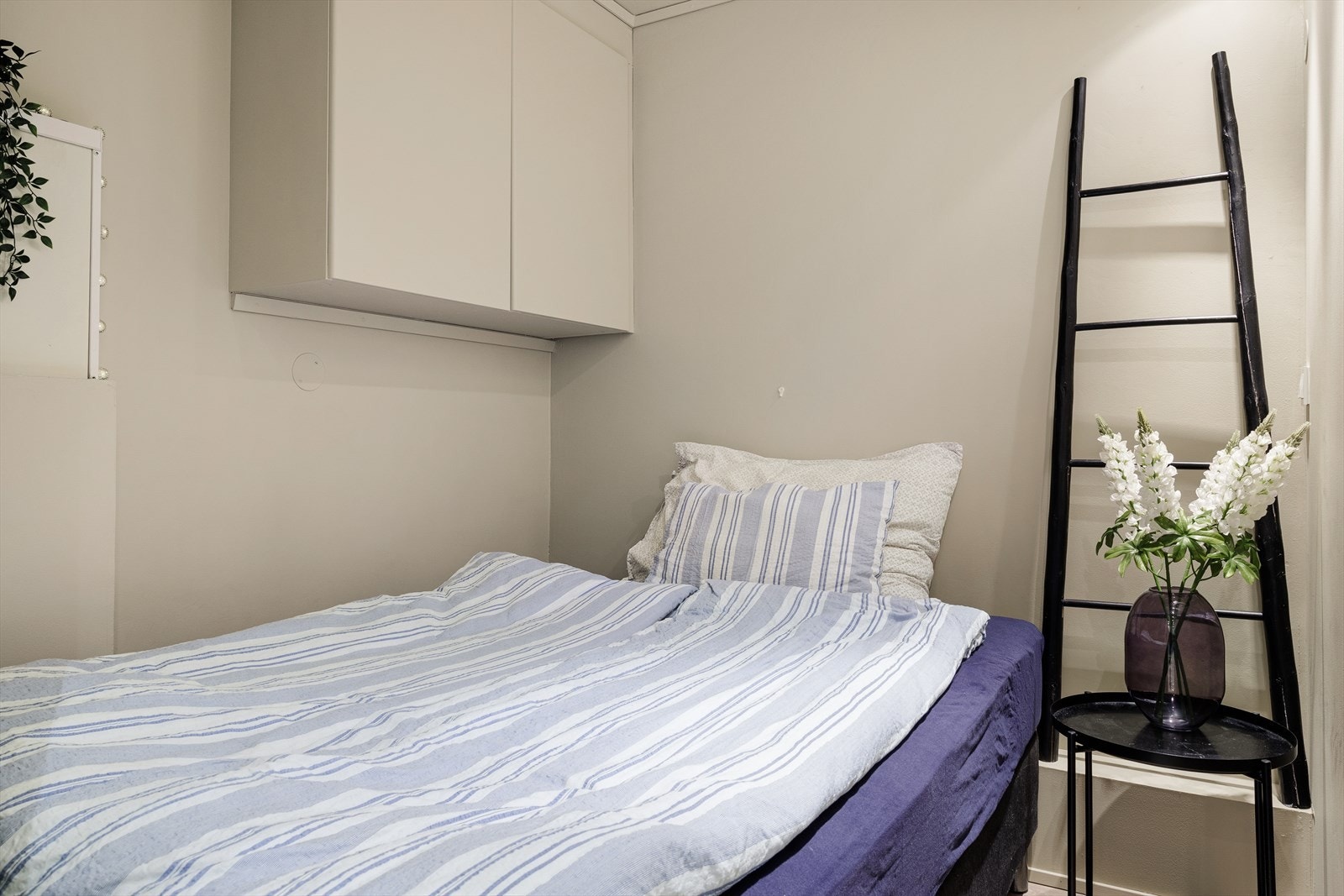 Praktisk sovealkove gir smarte løsninger for både søvn og oppbevaring Galleribilde