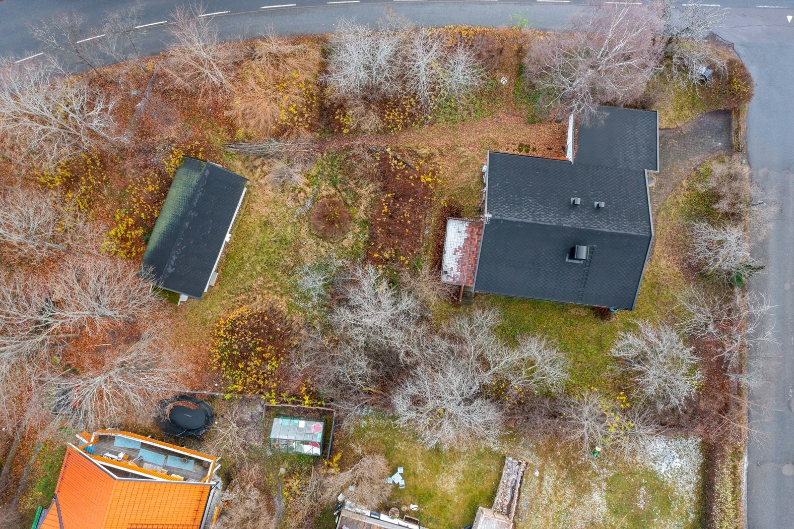 Oversiktsbilde av eiendommen. Galleribilde