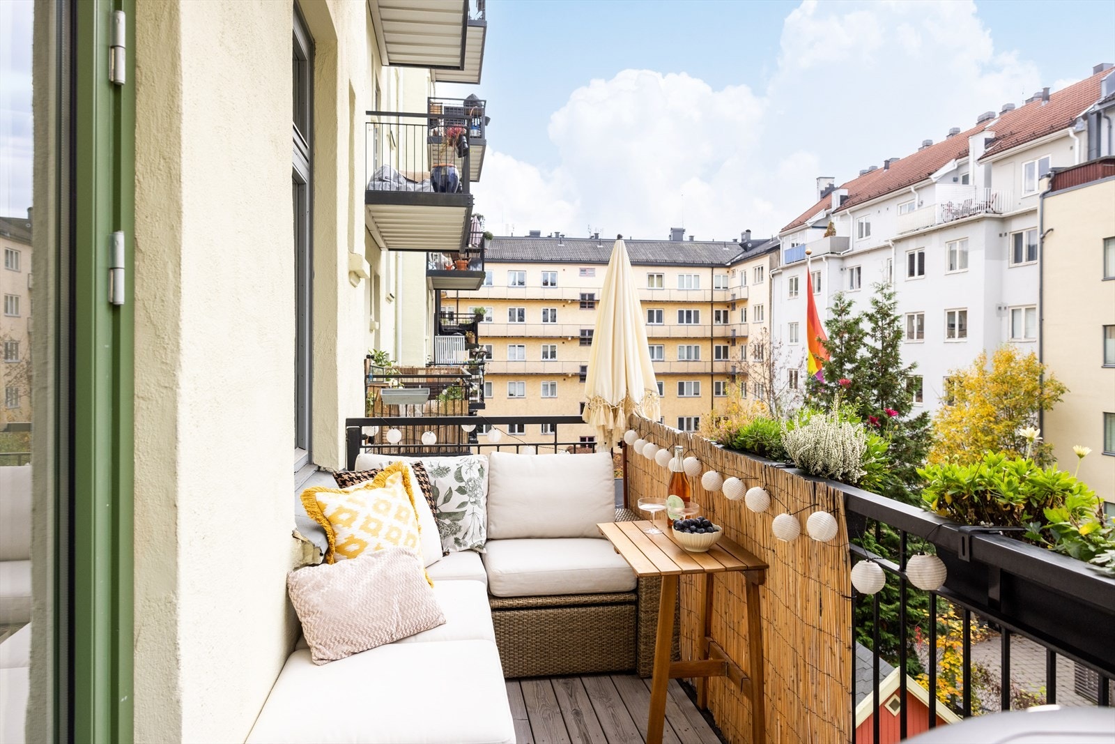 - En gjennomgående og klassisk 3-roms leilighet med fantastisk beliggenhet på populære Bolteløkka - Galleribilde