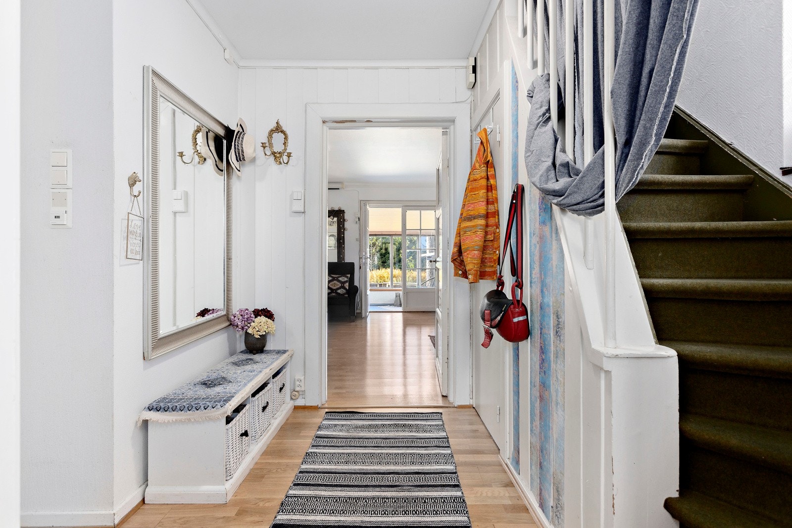 Hall/entré. Galleribilde