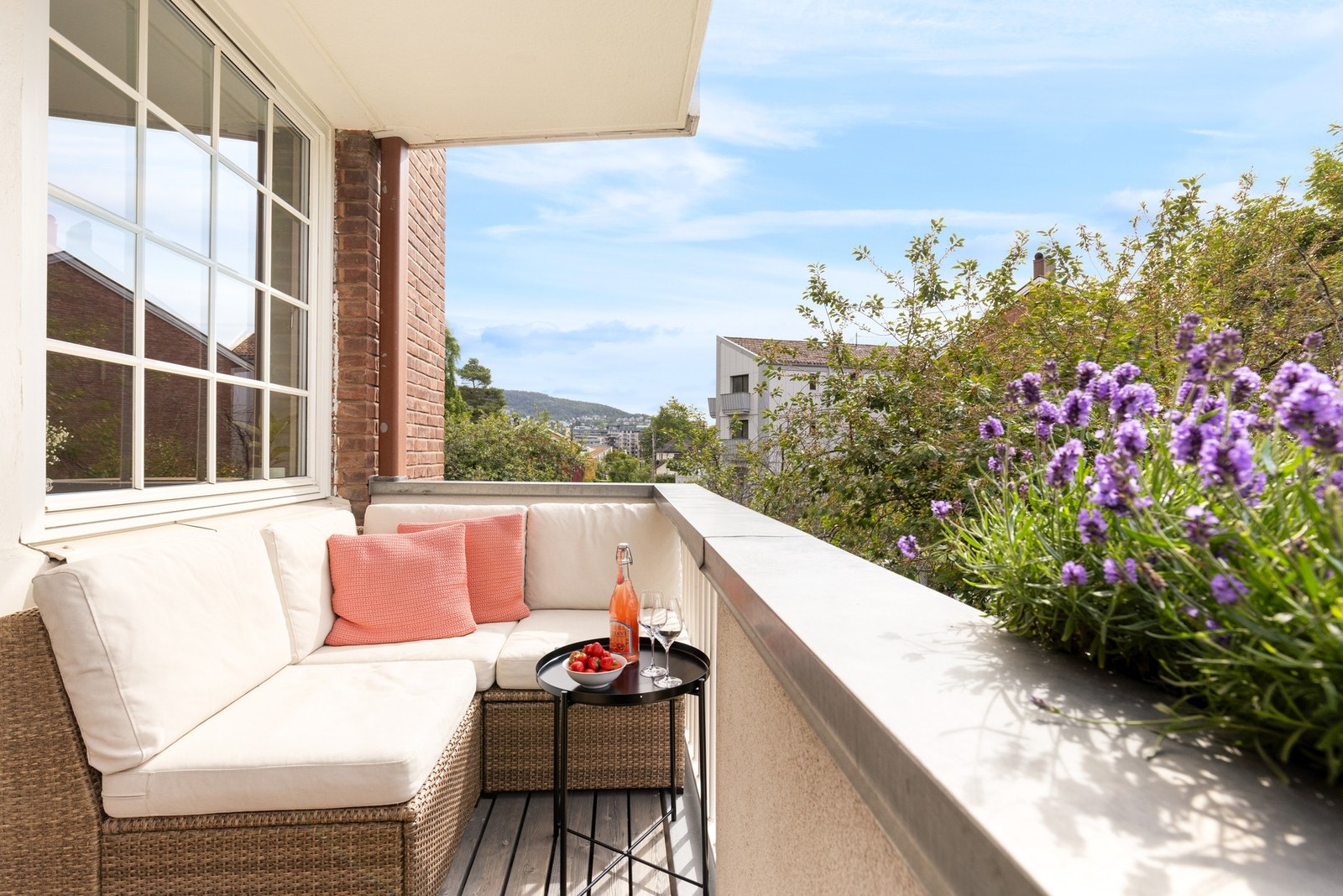 Flott, rolig beliggenhet vendt mot frodige områder. Galleribilde