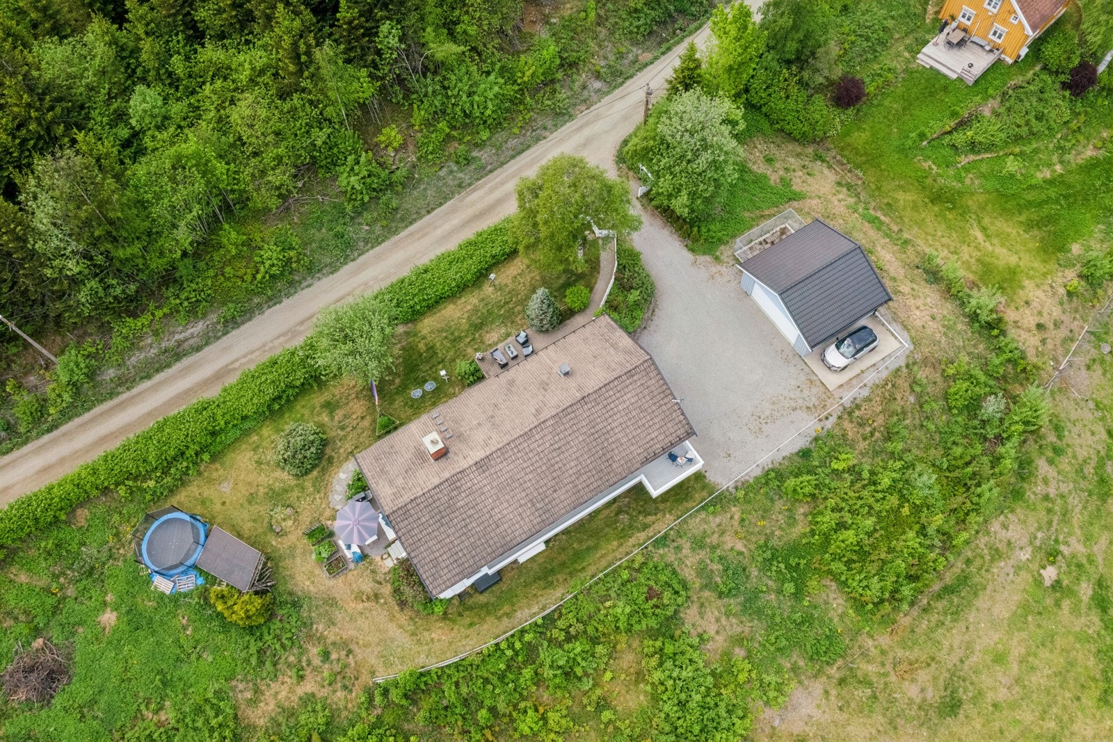 Dronebilde av boligen. Galleribilde