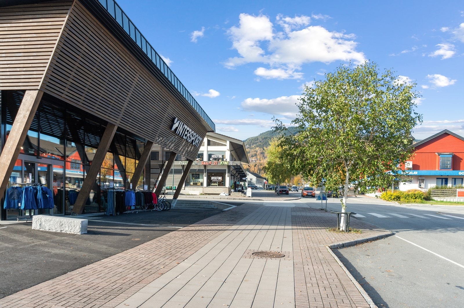 Sentrum av Gol med mange fine muligheter. Galleribilde