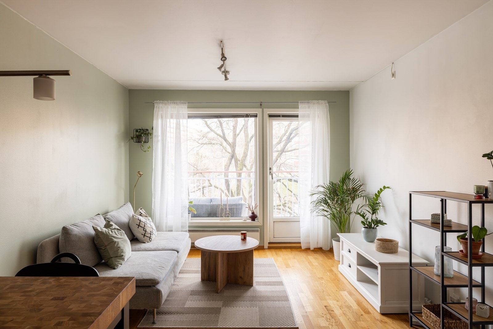 Velkommen til Sinsenveien 9 - Presentert av Emil Espeland Jacobsen! Galleribilde