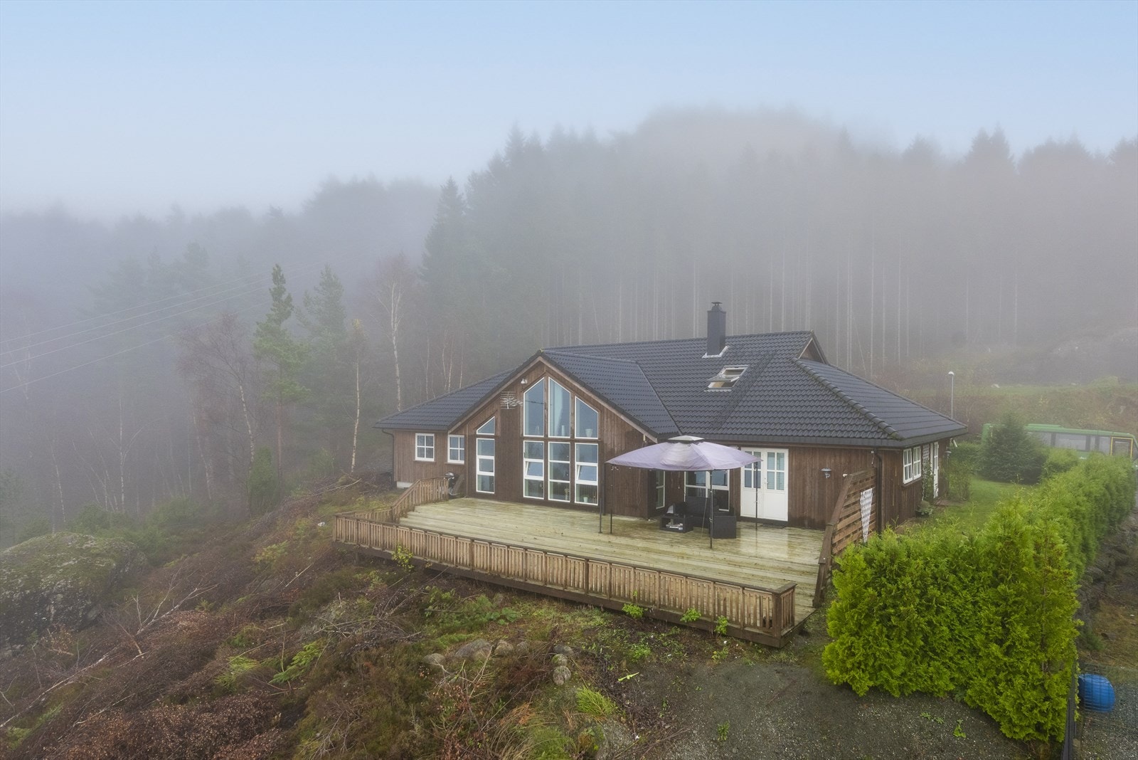 Velkommen til Svehaugane 30 - Presentert av Eiendomsmegler Vest v/ Mathias Engrønningen. Galleribilde