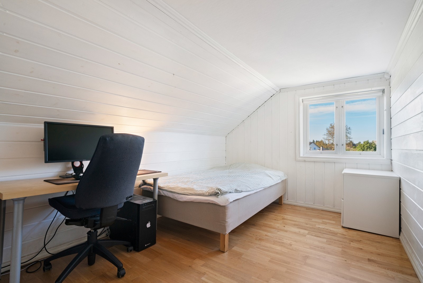 Soverom nummer to. Galleribilde