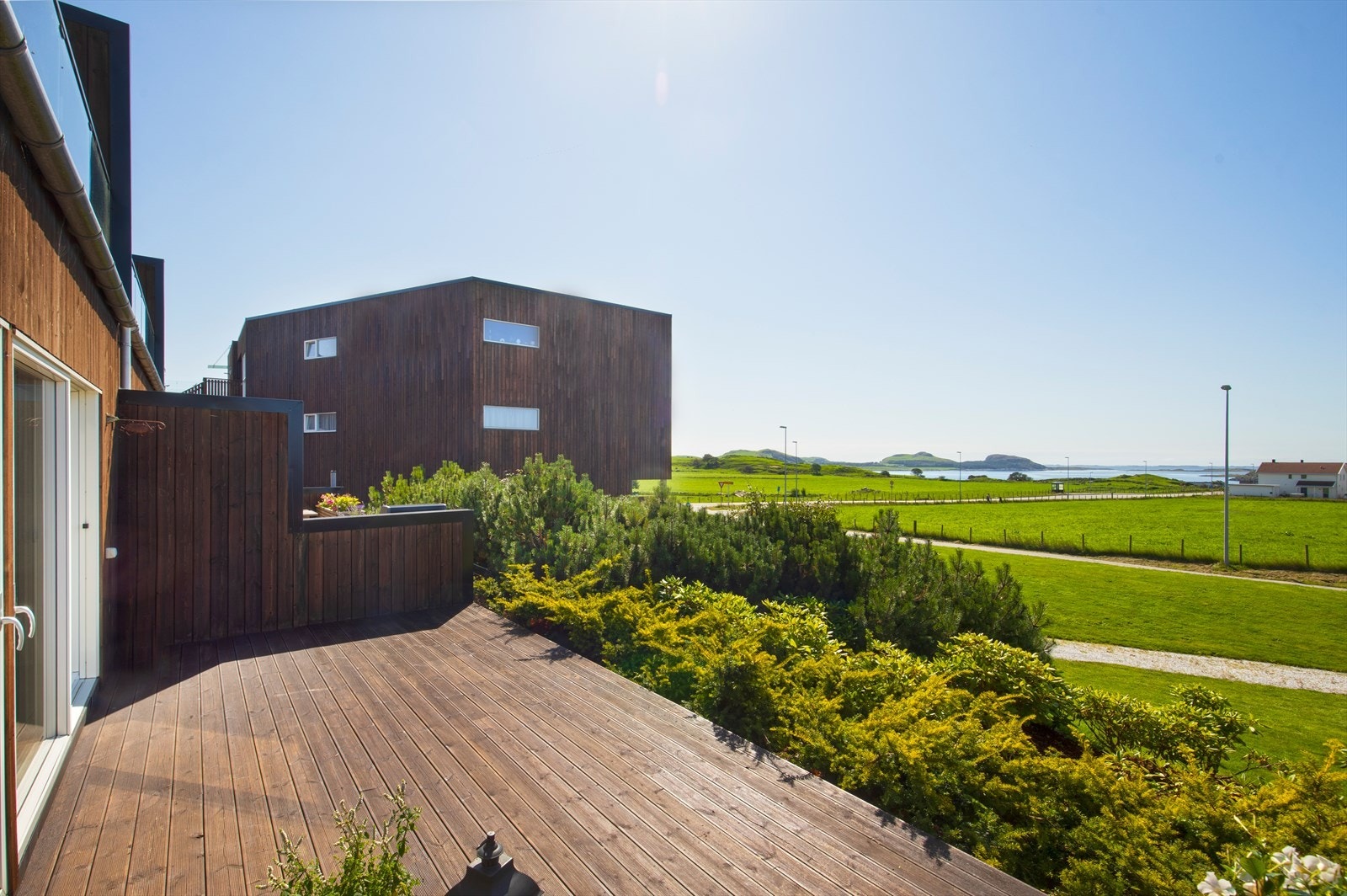 Terrasse - nydelig utsikt kombinert med gode solforhold Galleribilde