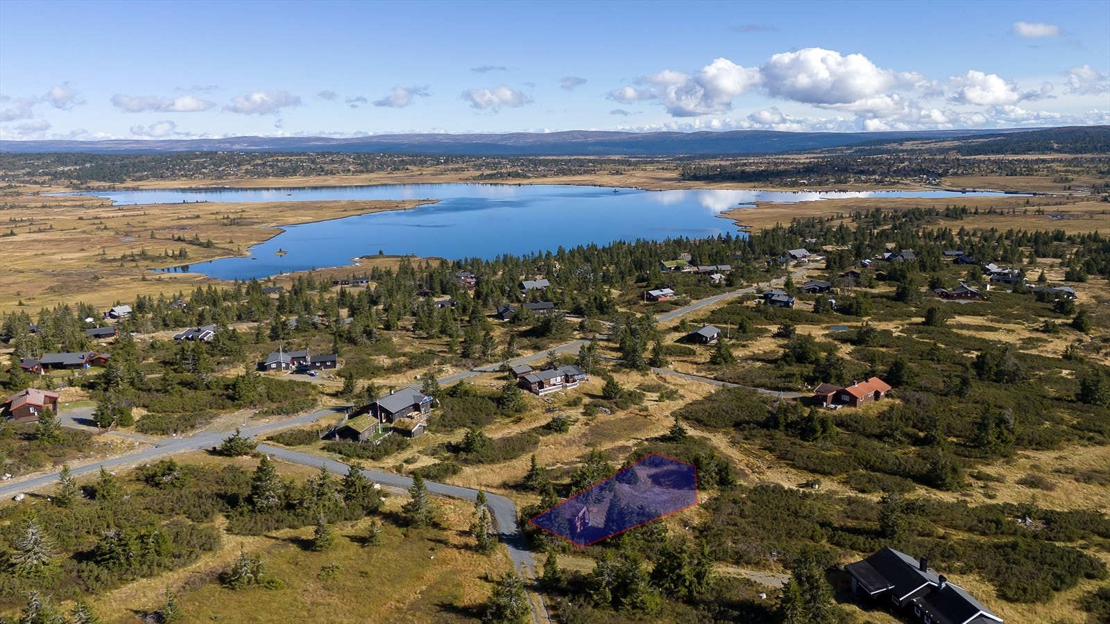 Velkommen til Sjusjøen-Pihl 884! Byggeklar tomt i populært og flott fjellområde. Galleribilde