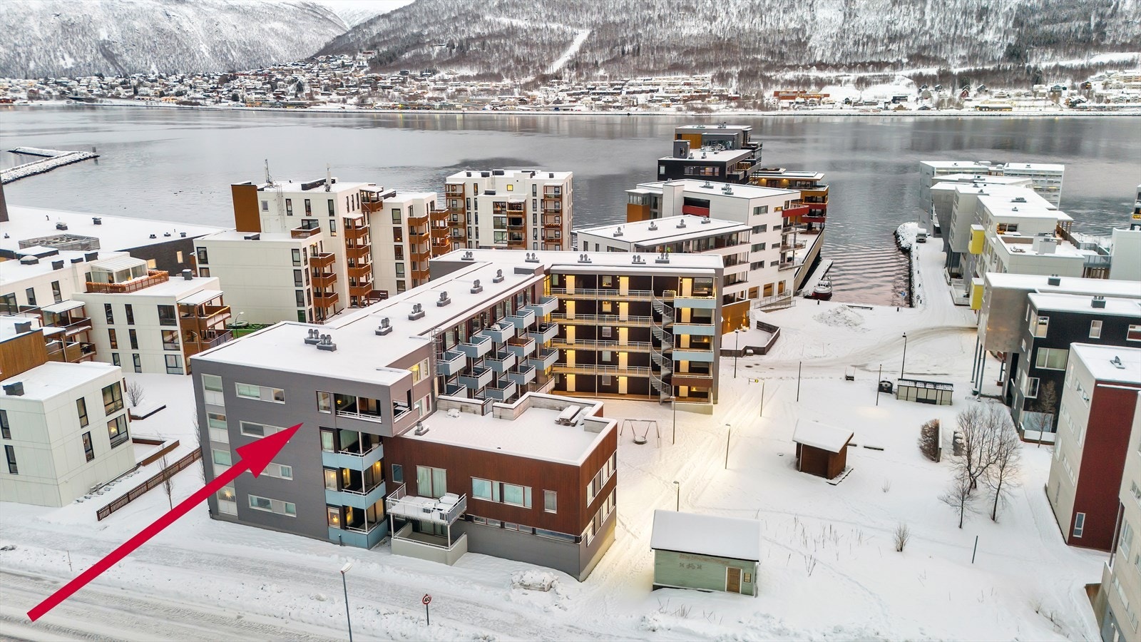 Kort avstand til busstopp. Galleribilde