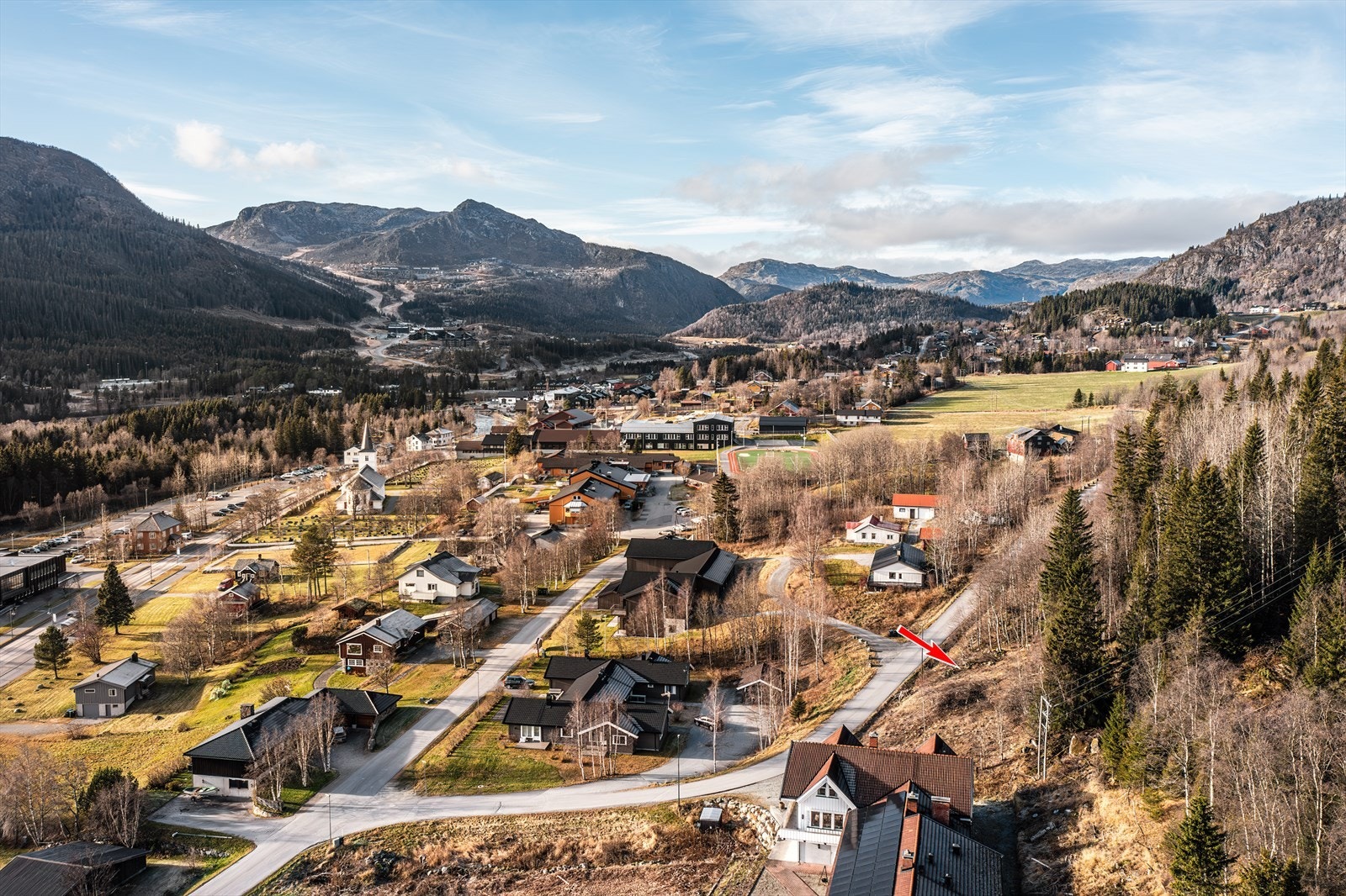 Fjellmegleren har gleden av å presentere en spennende boligtomt med nærhet til Hemsedal sentrum! Galleribilde