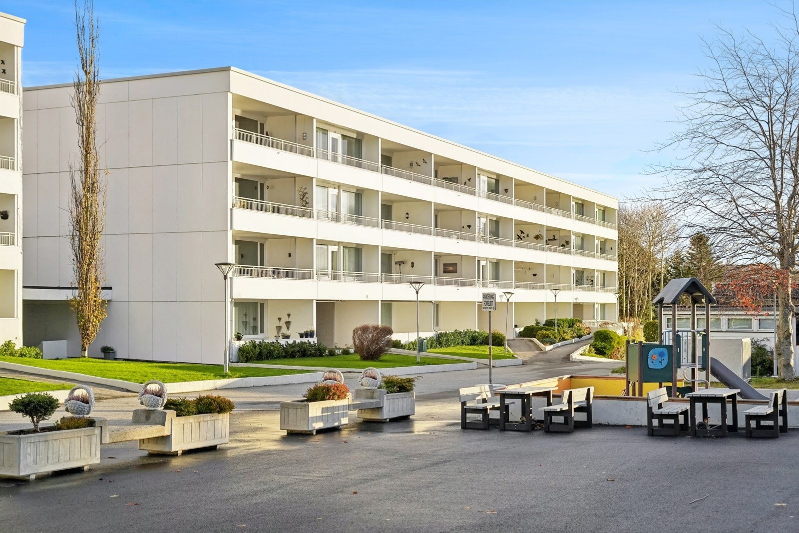 Felles uteområde. Velkommen til visning Galleribilde