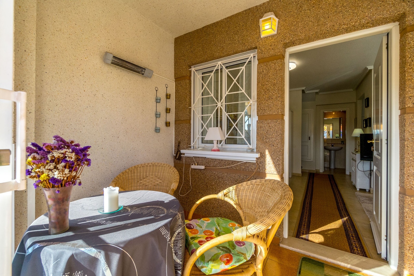 Innglasset balkong Galleribilde