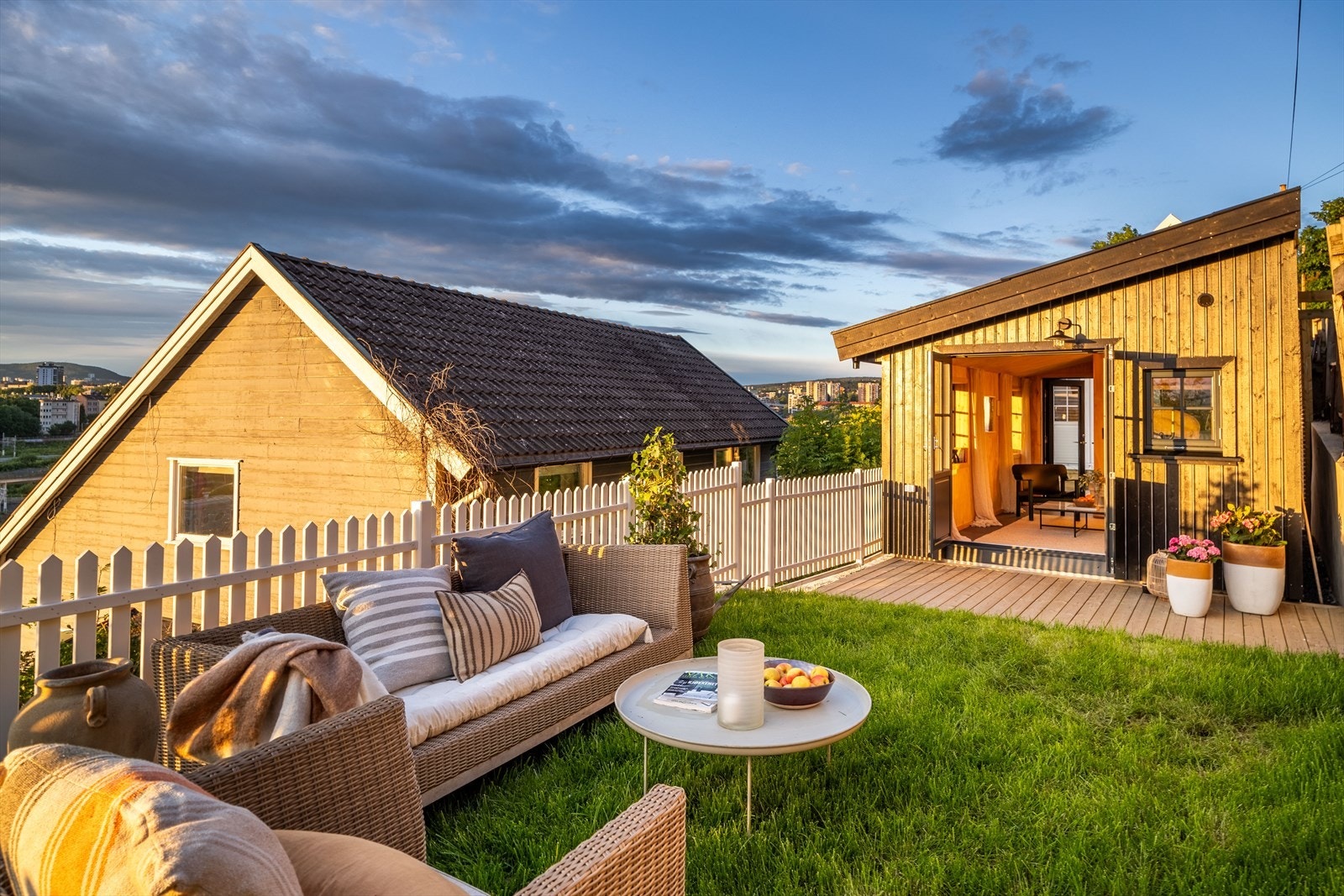 Den vestvendte beliggenheten gir meget gode lysforhold Galleribilde