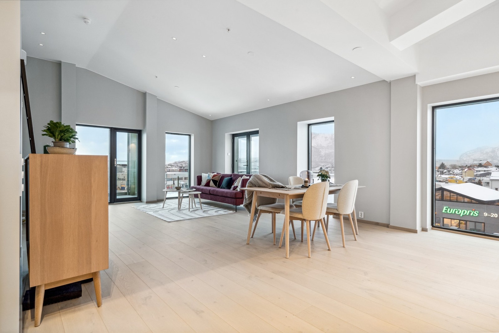 God romfølelse med ekstra takhøyde Galleribilde