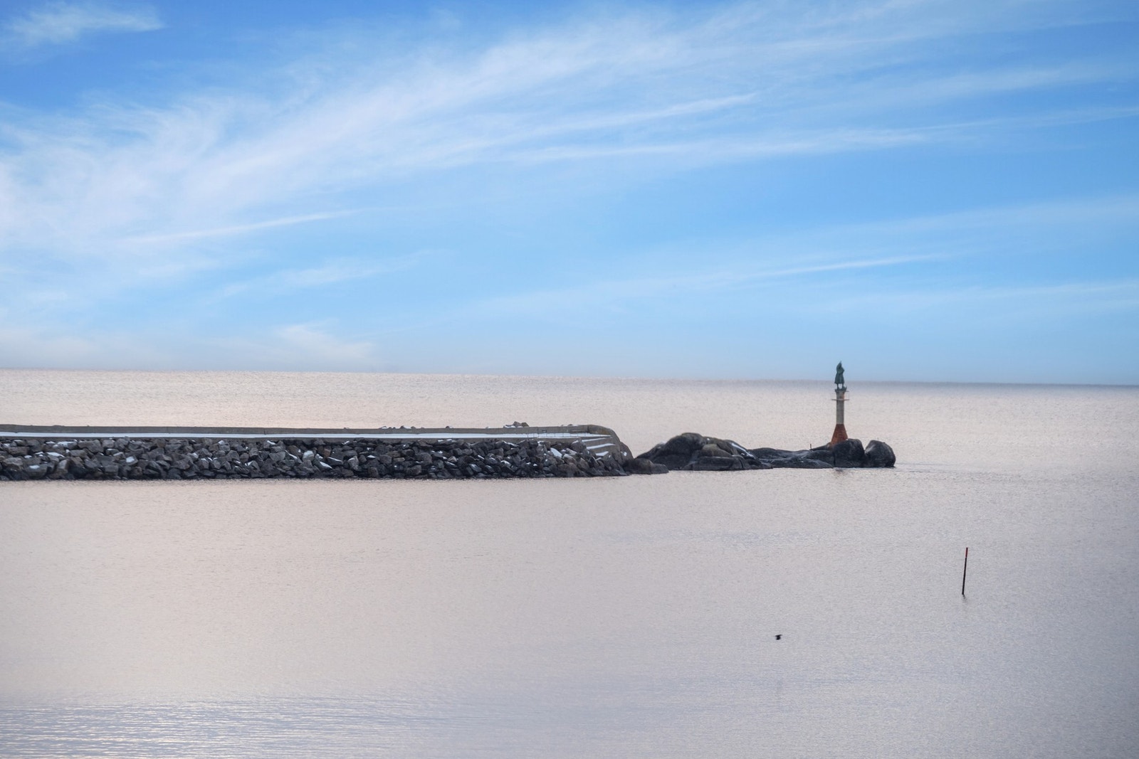 Her kan man også skue ut mot Fiskarkona. Galleribilde
