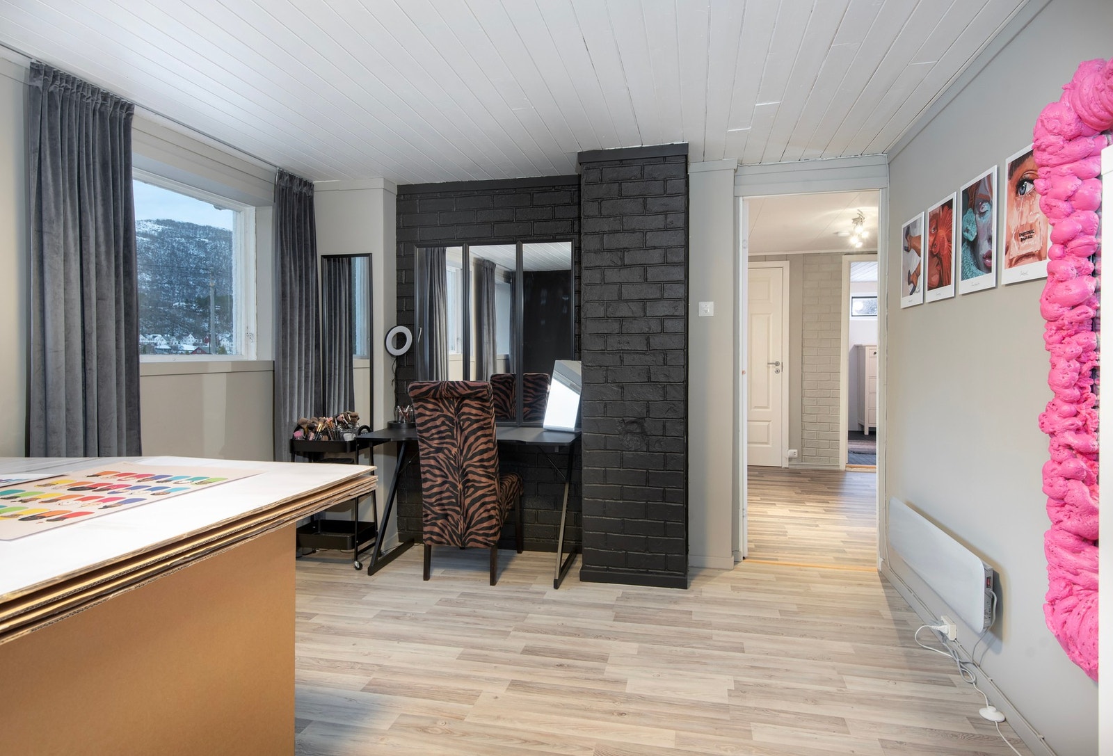 Her finner du blant annet en kjellerstue av god størrelse. Galleribilde