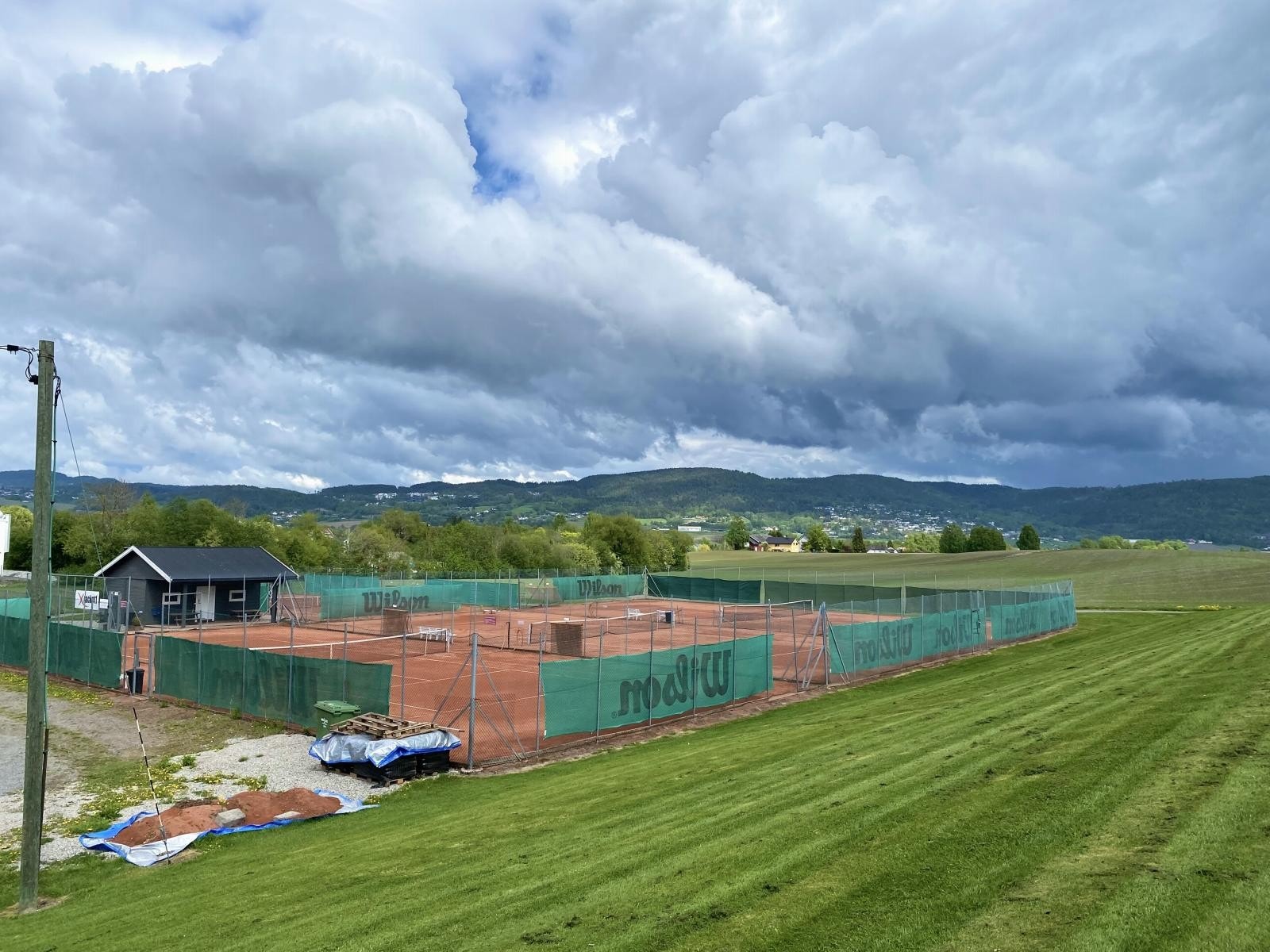 Gåavstand til Lier Tennisklubb Galleribilde