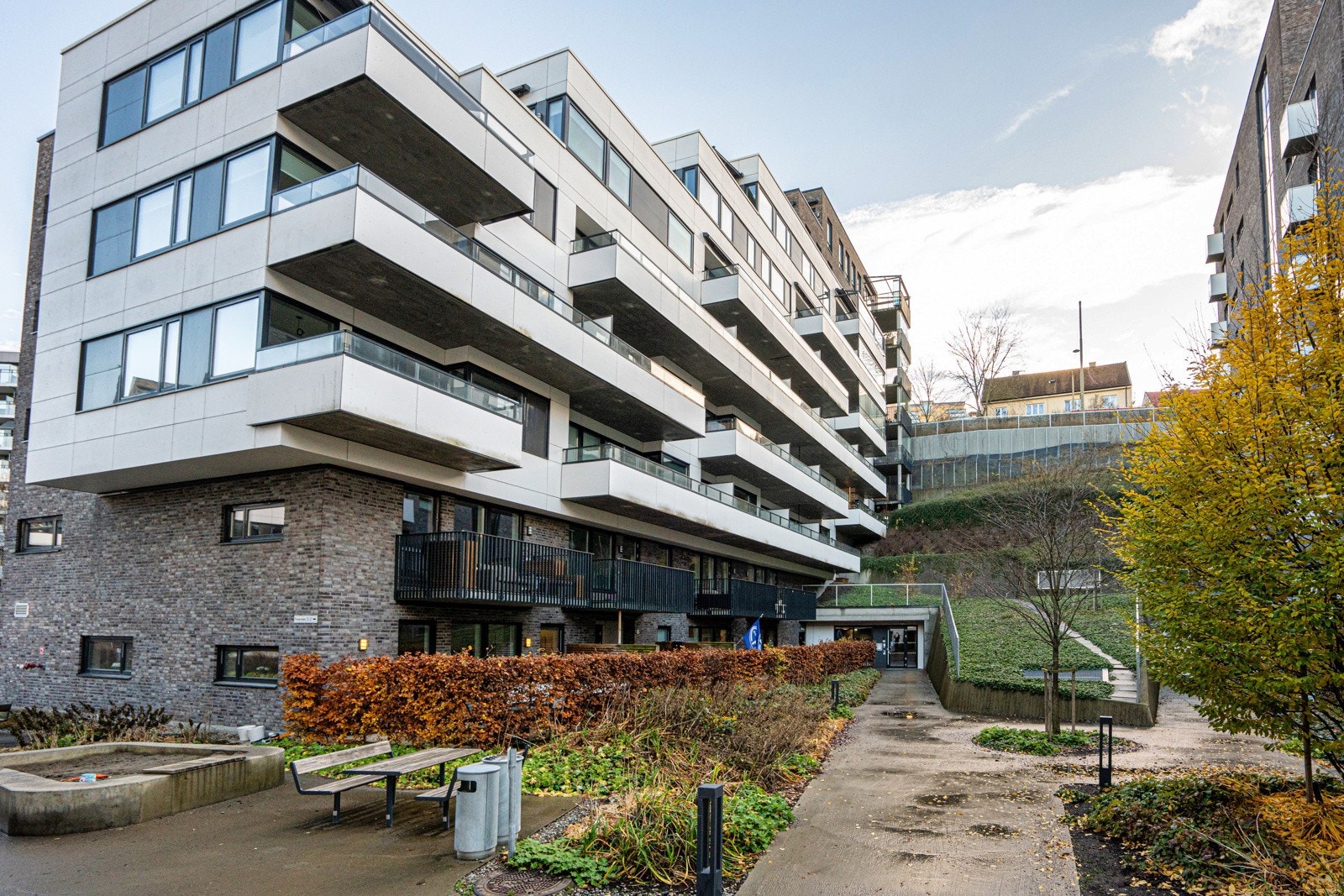 Fasade - Moderne bygg fra 2016. Galleribilde
