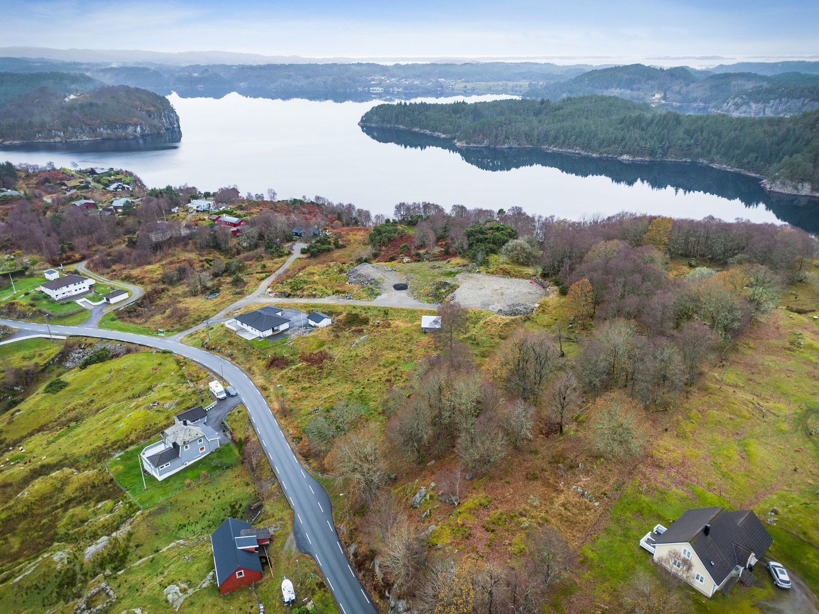 Flotte omgivelser og et hyggelig nabolag. Galleribilde