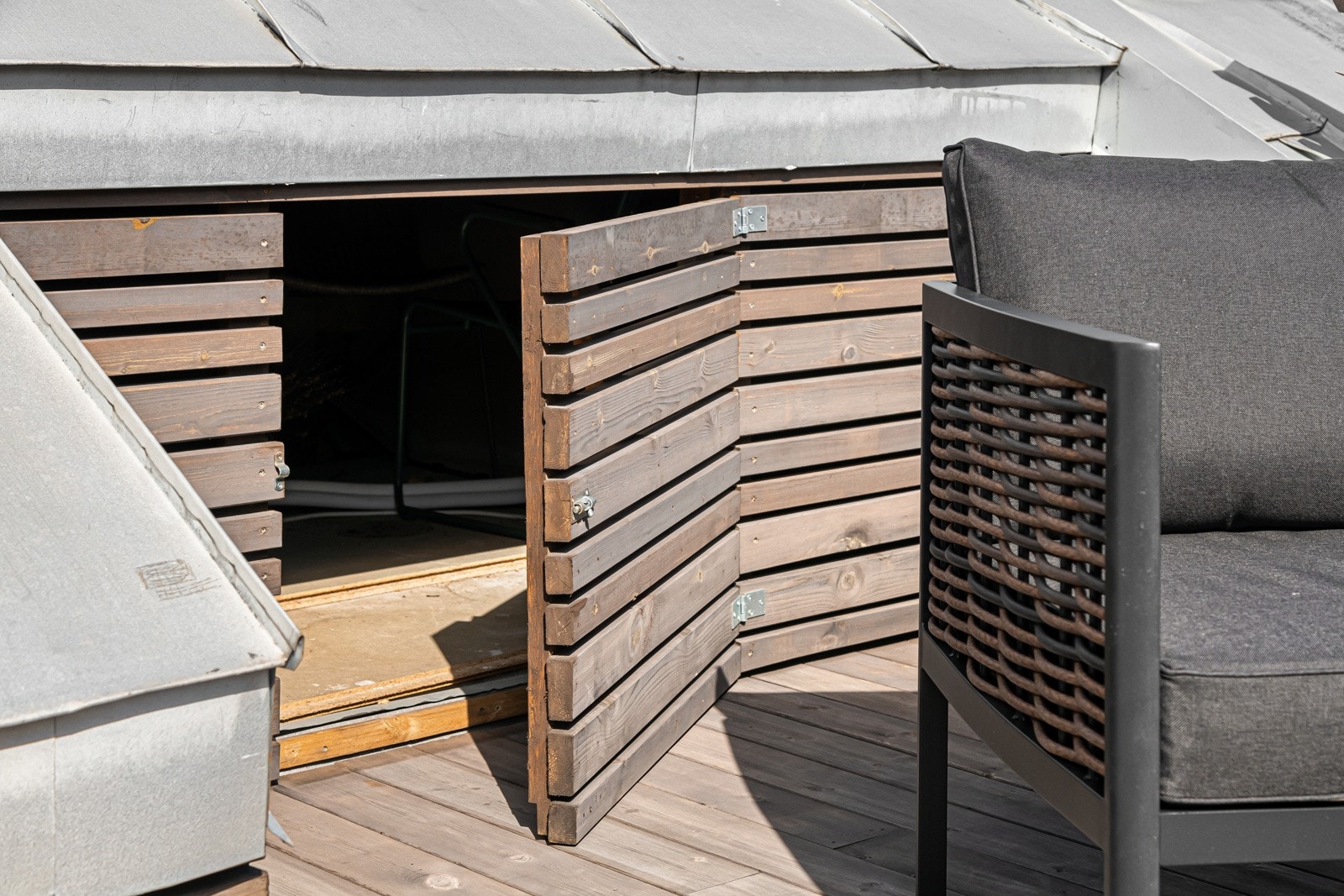 Godt med lagring også på lagringsloft med adkomst fra terrassen Galleribilde