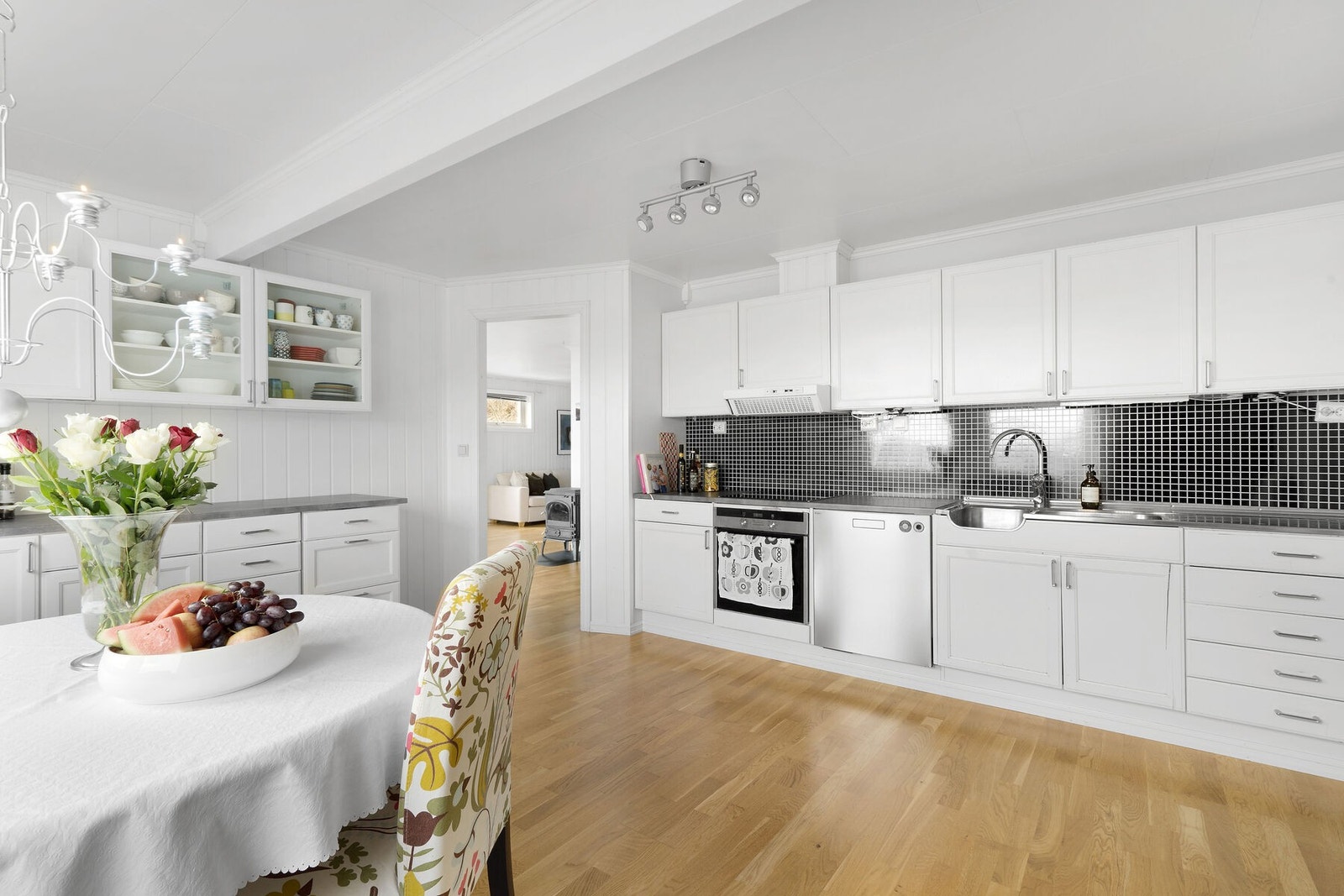 Kjøkken i tilknytning til stuen Galleribilde