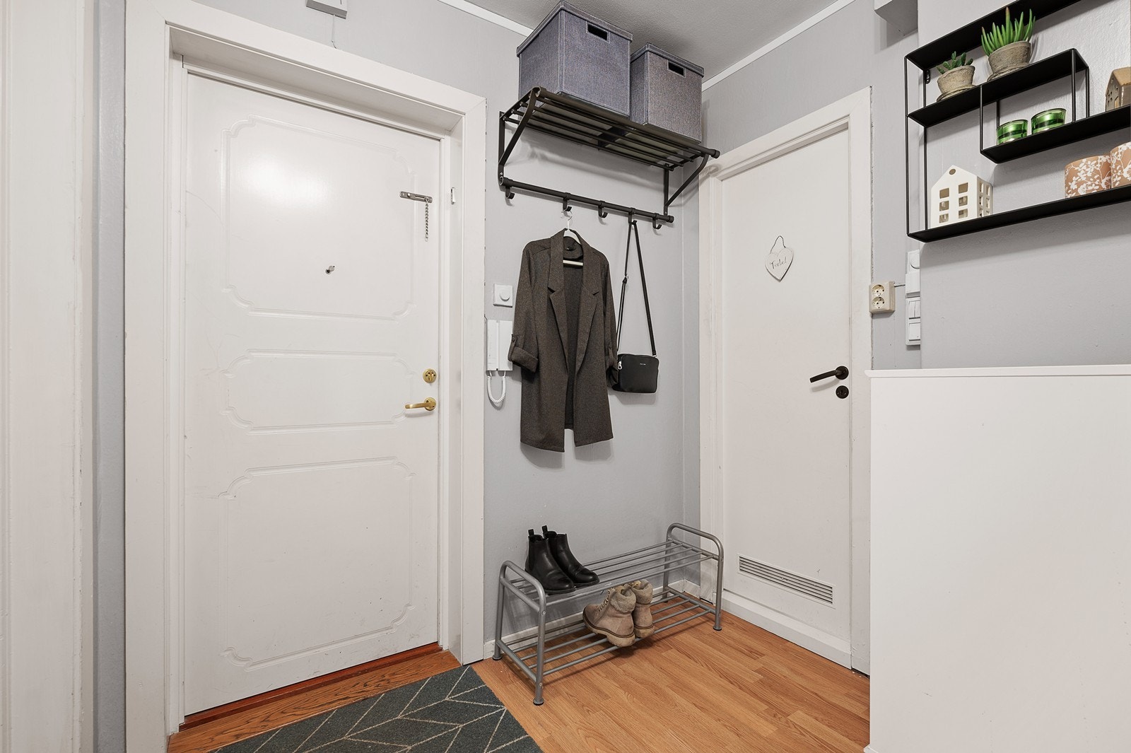 Gang/entre. Galleribilde