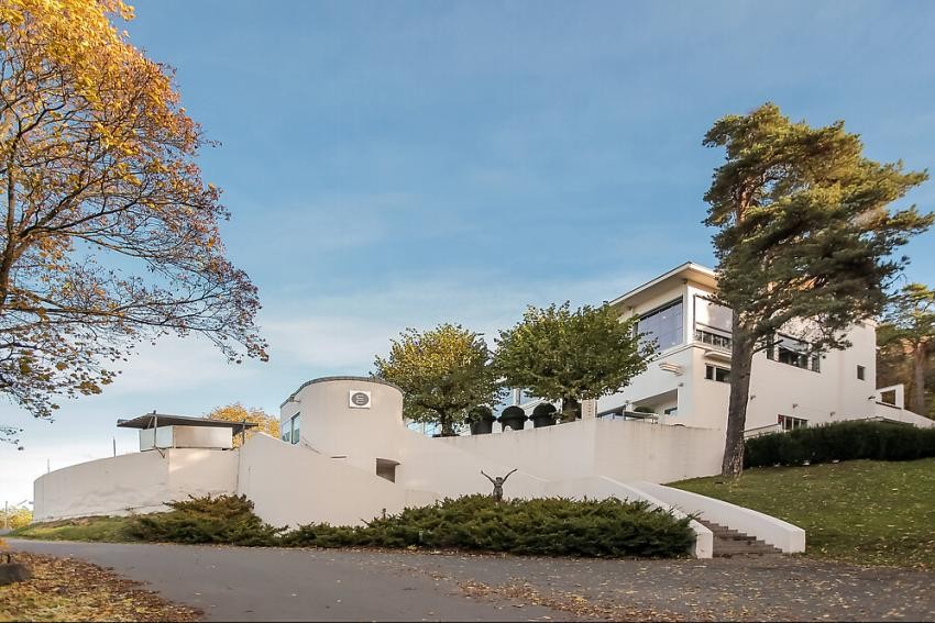 Ekebergrestauranten og Skulpturparken i nærområdet Galleribilde