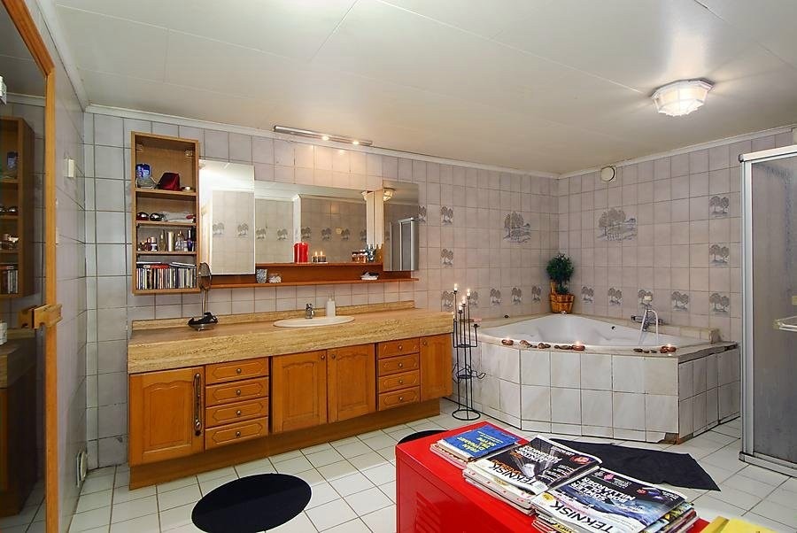 Bad med eldre standard Galleribilde