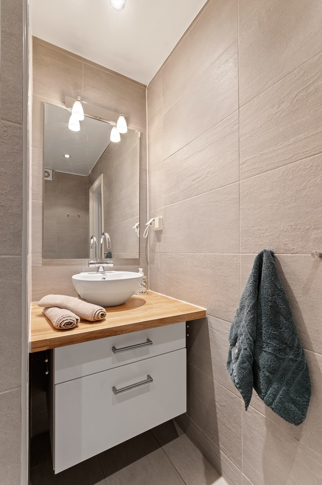 Gulvvarme sørger for en behagelig temperatur året rundt. Galleribilde