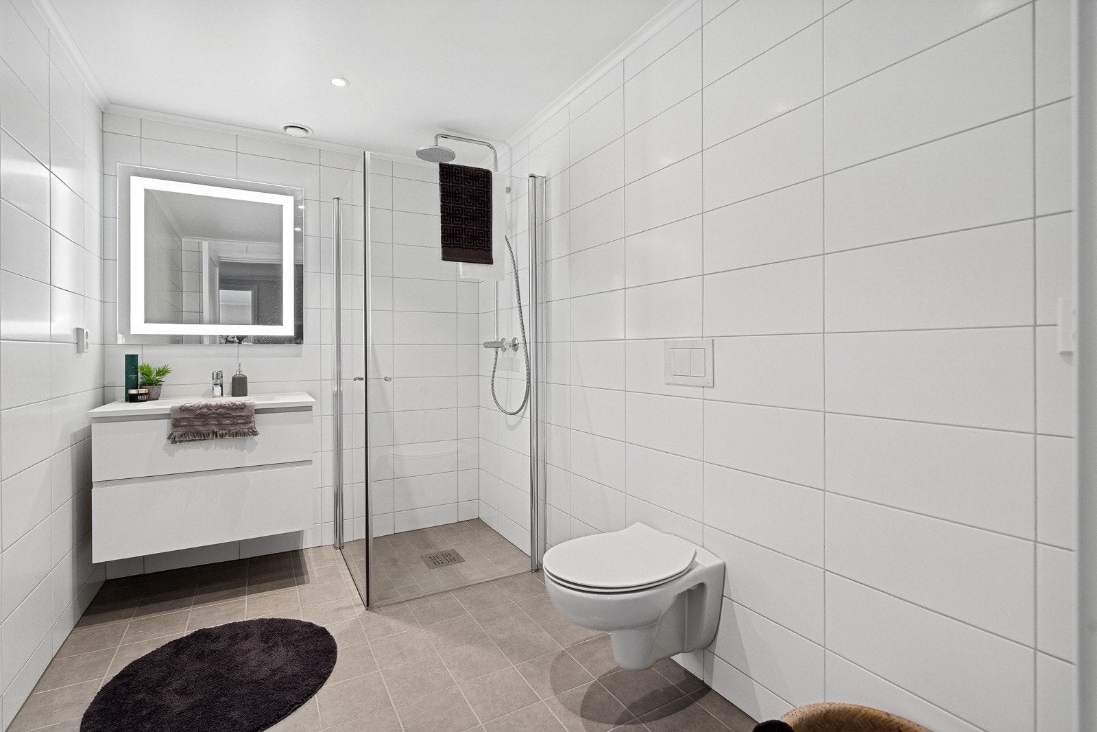 Illustrasjonsbilde av bad fra tilsvarende leilighet Galleribilde