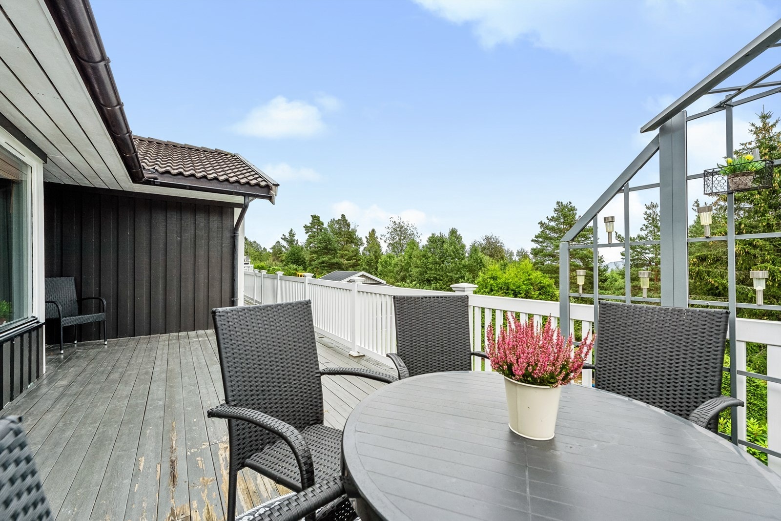 Her kan man nyte flotte sommerkvelder. Galleribilde