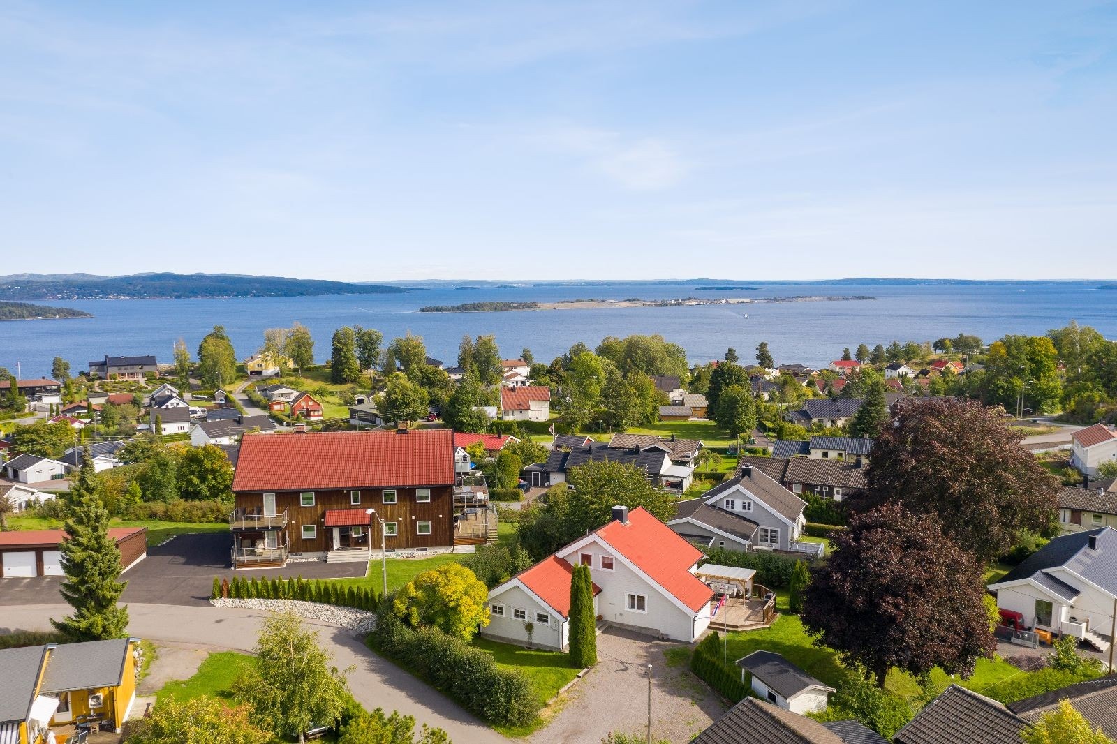 Fin beliggenhet i et barnevennlig og veletablert boligområde Galleribilde