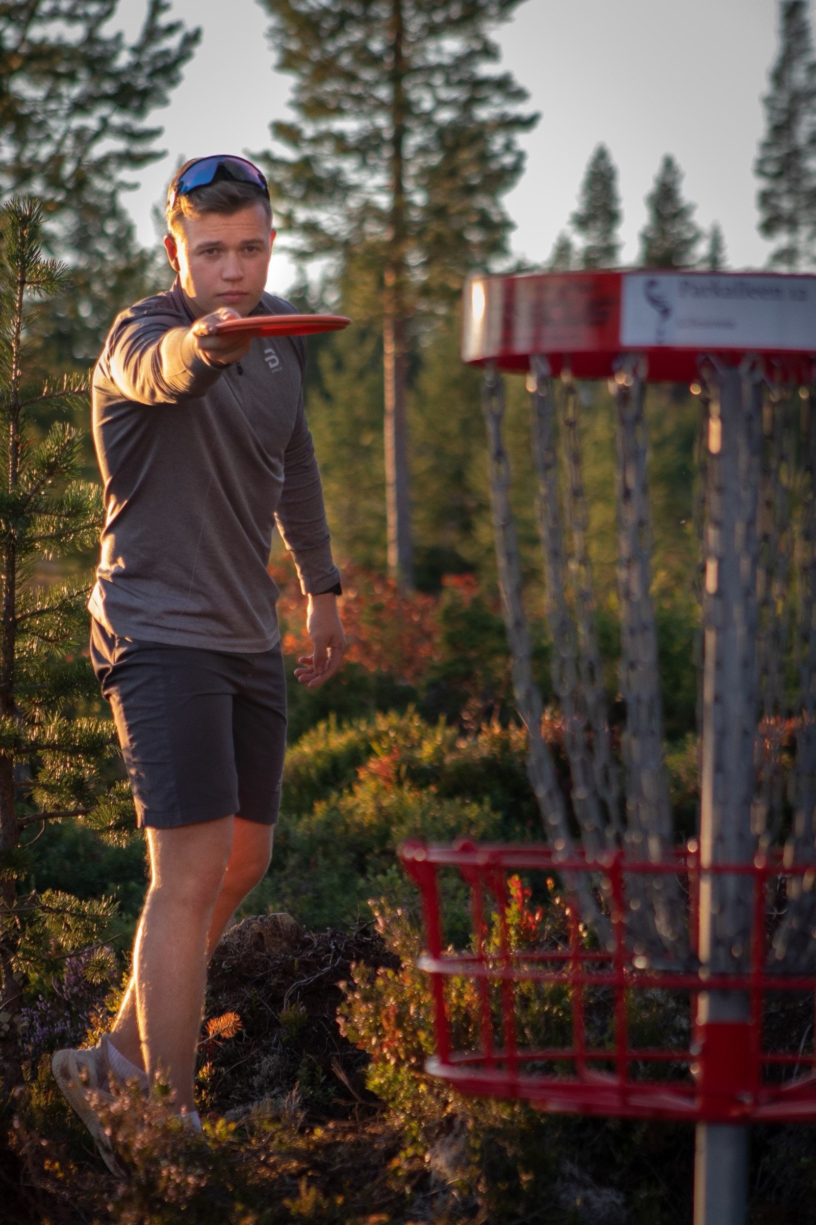 Diskgolf. Dette er en aktivitet som passer for alle, trente som utrente, barn som godt voksne. Galleribilde