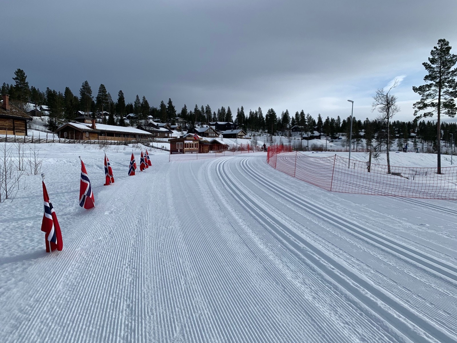 Klart for renn på stadion/lysløypa. Galleribilde