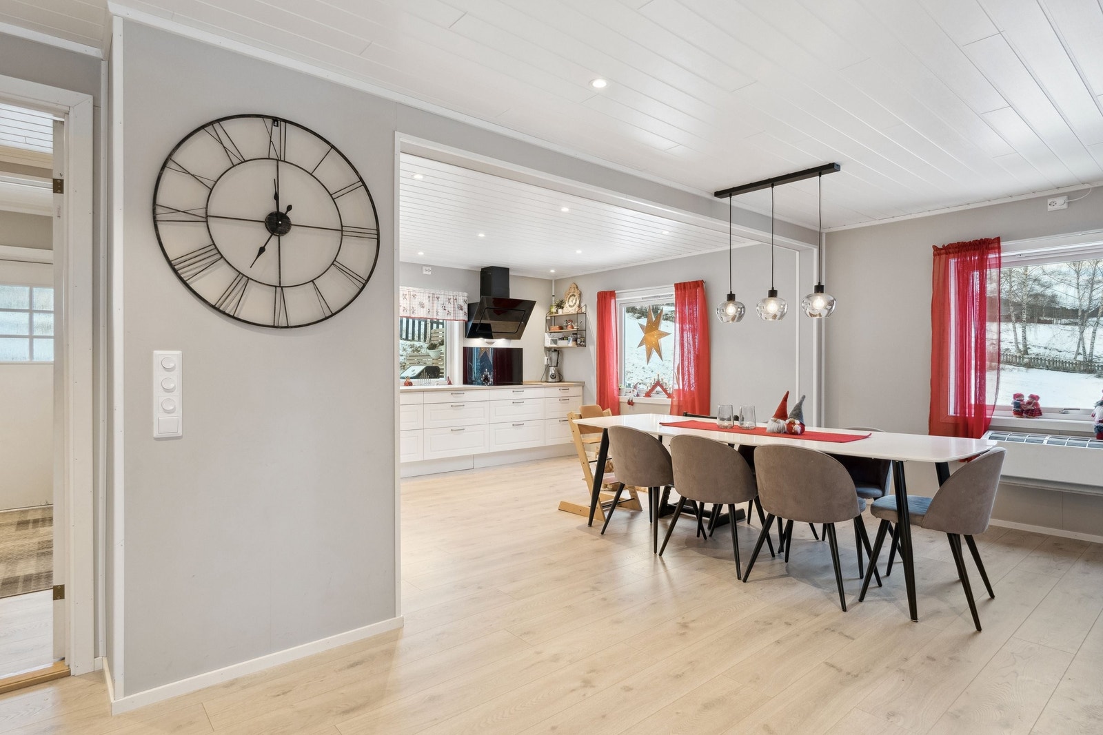 Spisestue kjøkken. Renovert 2022 Galleribilde