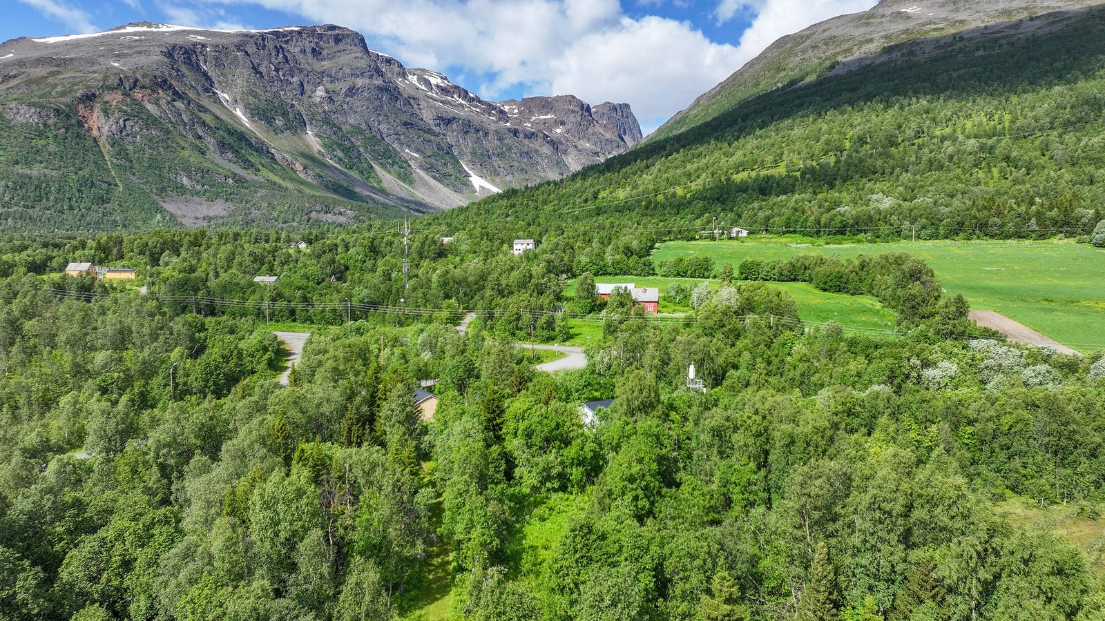 Tett på turområder Galleribilde