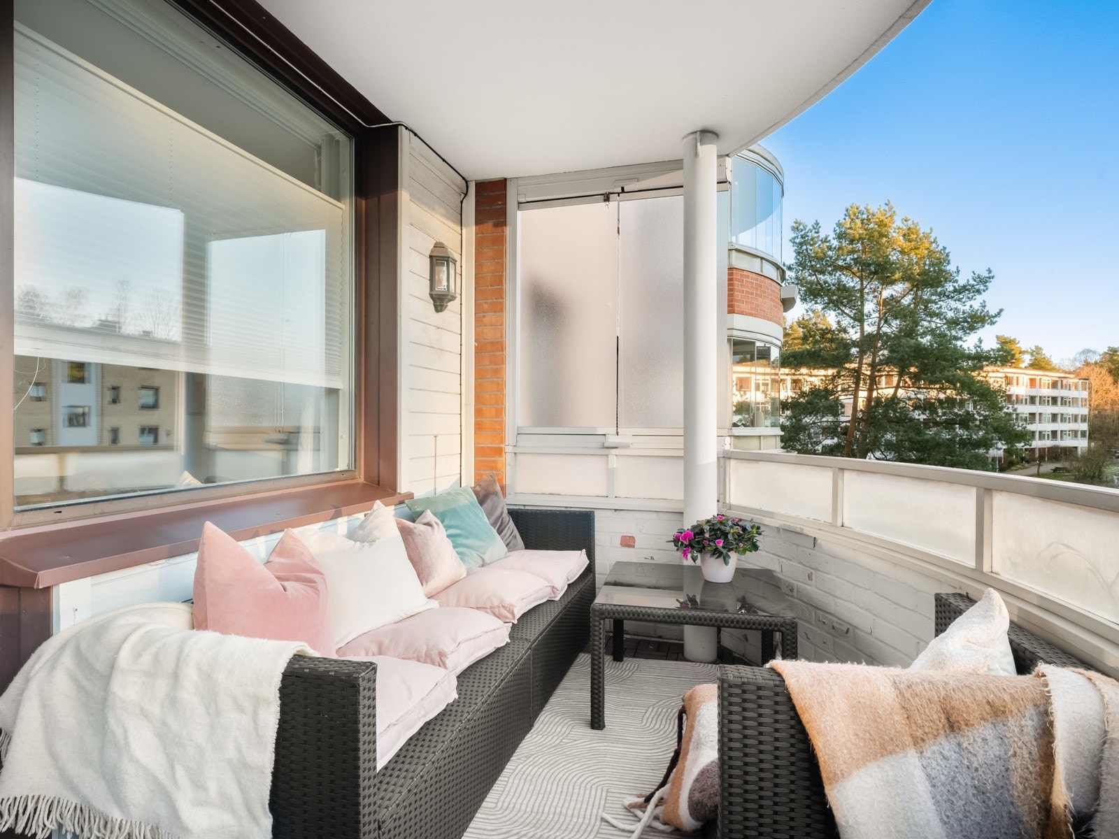 Her har du gode solforhold og mulighet for innglassing Galleribilde