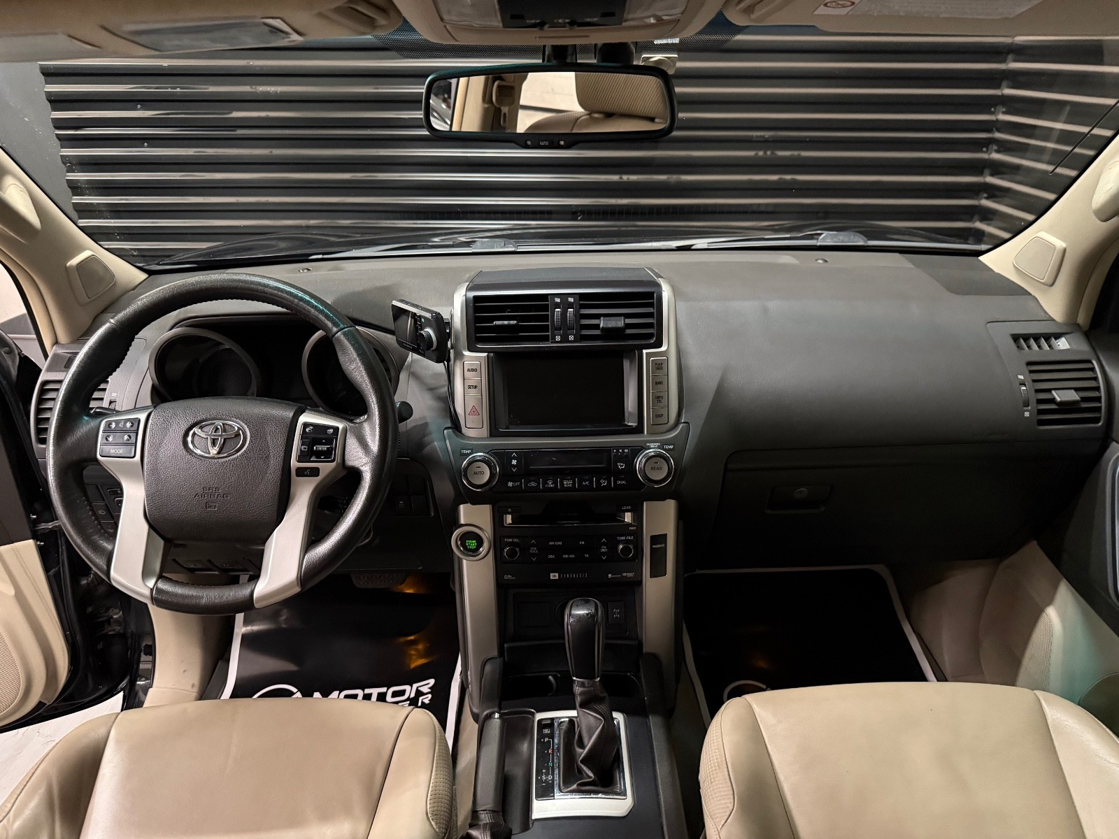 Hovedbilde av Toyota Land Cruiser