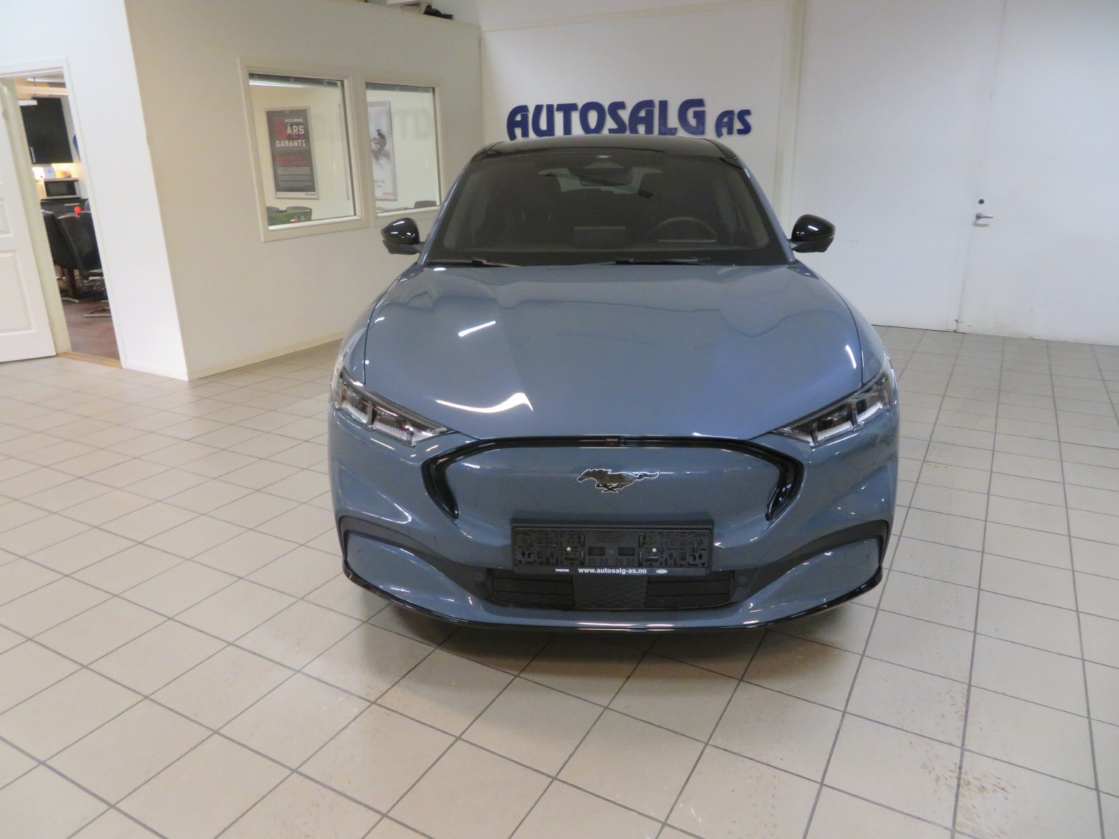 Ford Mustang Mach-E Premium LR AWD 3