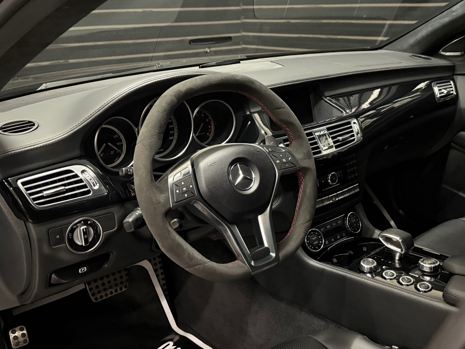 Hovedbilde av Mercedes-Benz CLS