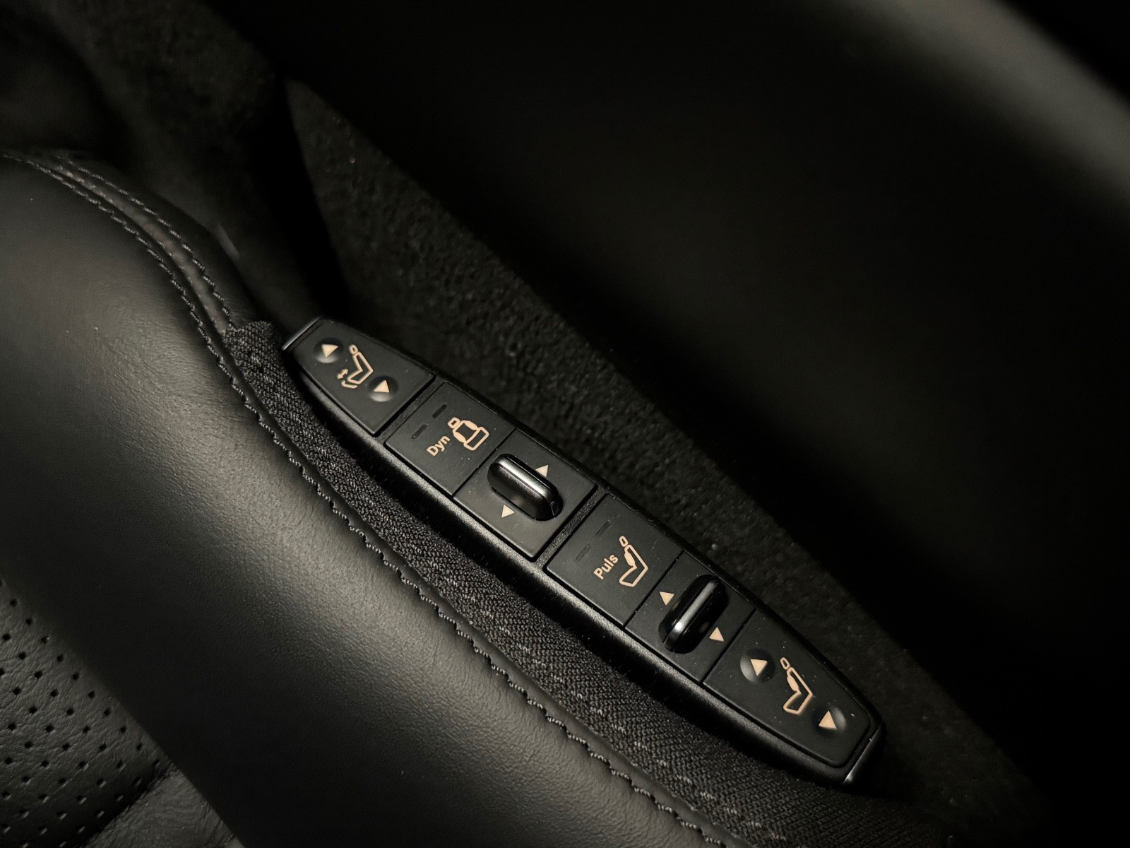 Hovedbilde av Mercedes-Benz CLS