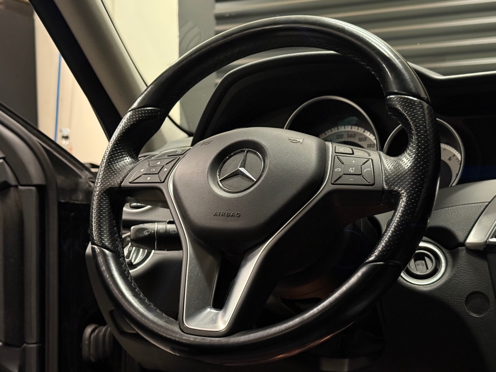 Hovedbilde av Mercedes-Benz C-Klasse